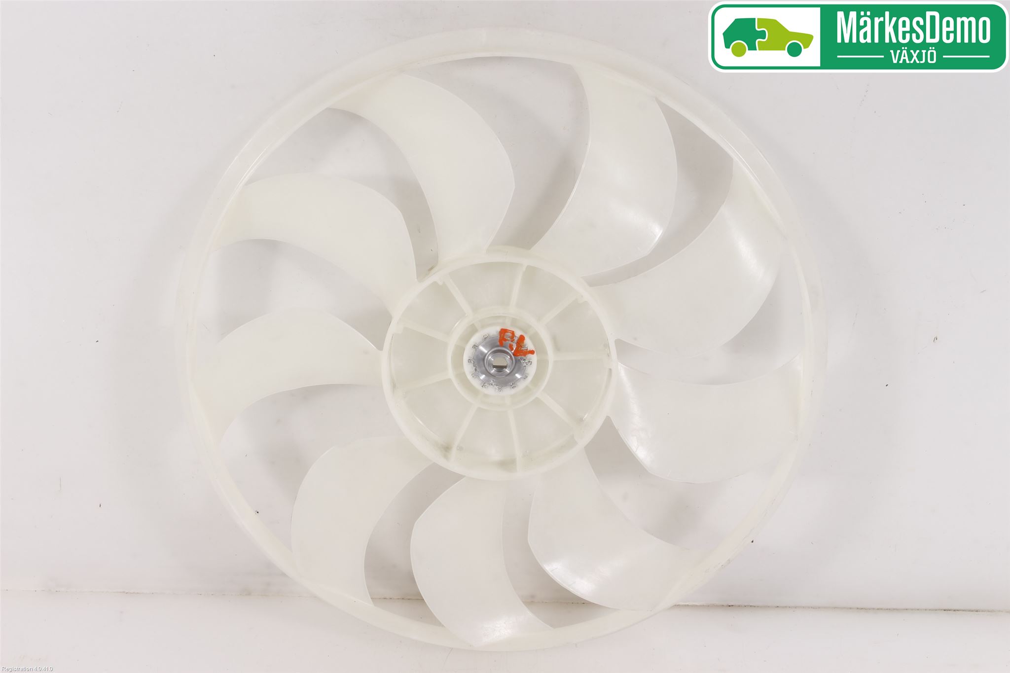 Mitsubishi OUTLANDER 13-21 Kylfläkt-Vinge