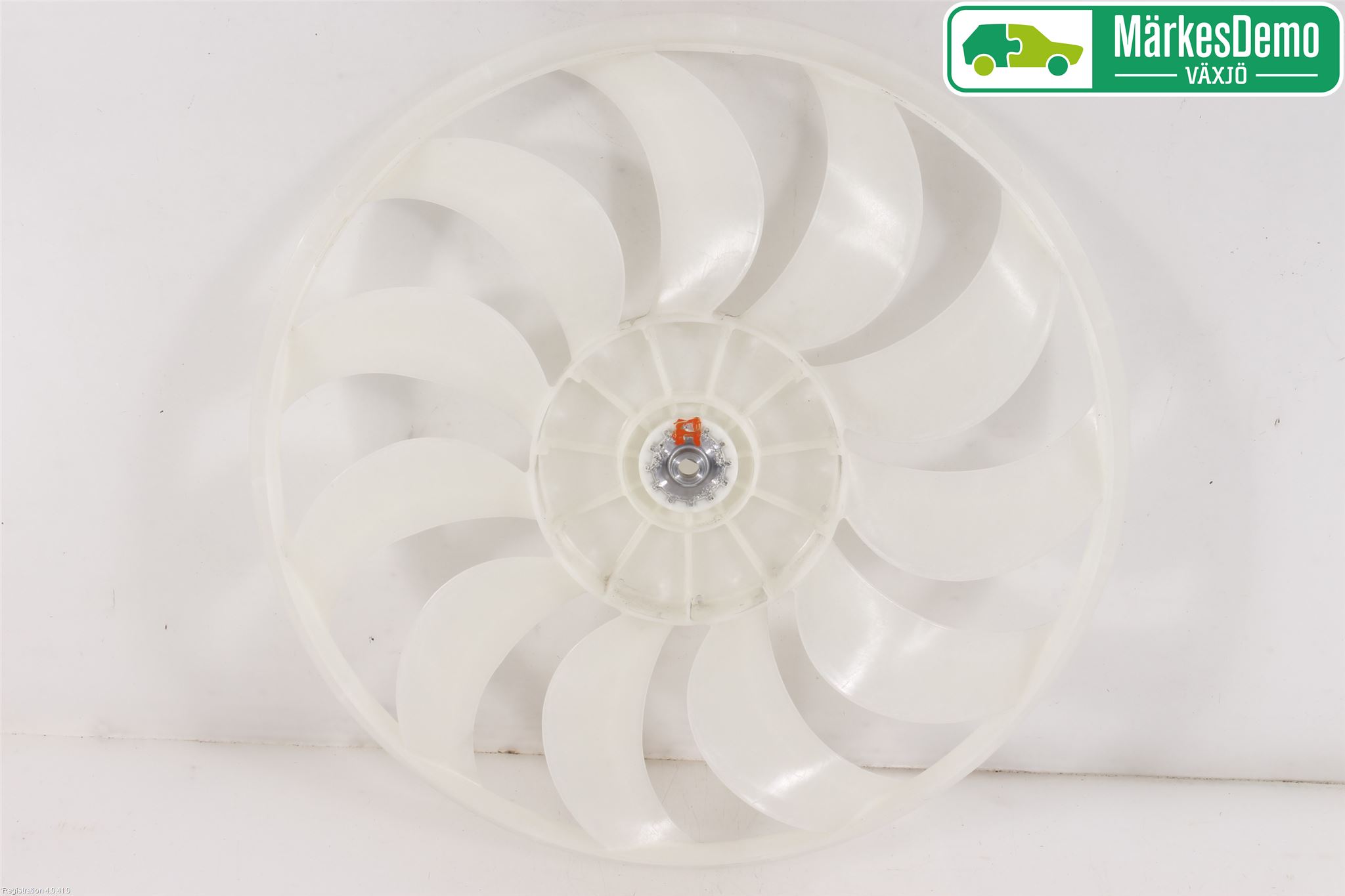 Mitsubishi OUTLANDER 13-21 Kylfläkt-Vinge