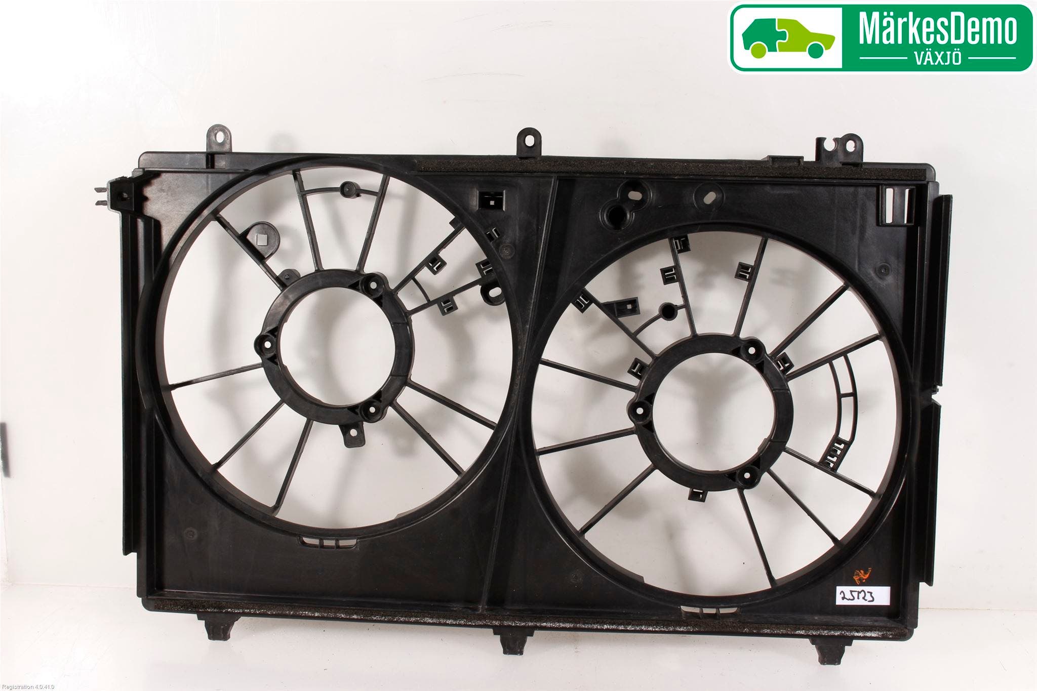 Mitsubishi OUTLANDER 13-21 Kylfläktkåpa