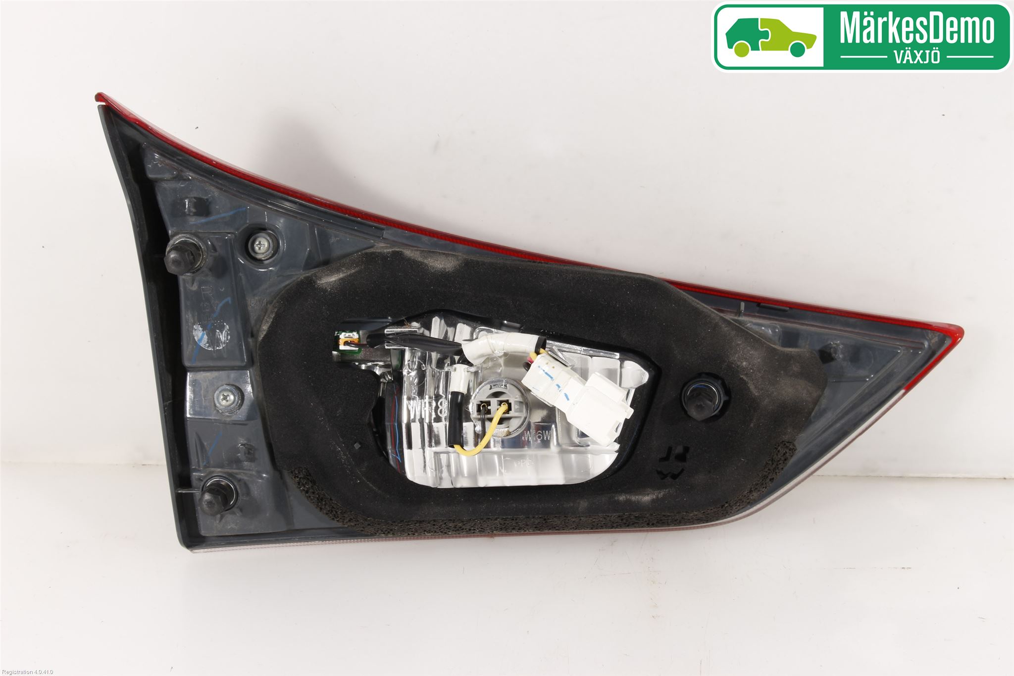 Toyota AURIS 13-19 Bakljus Lucka Hö