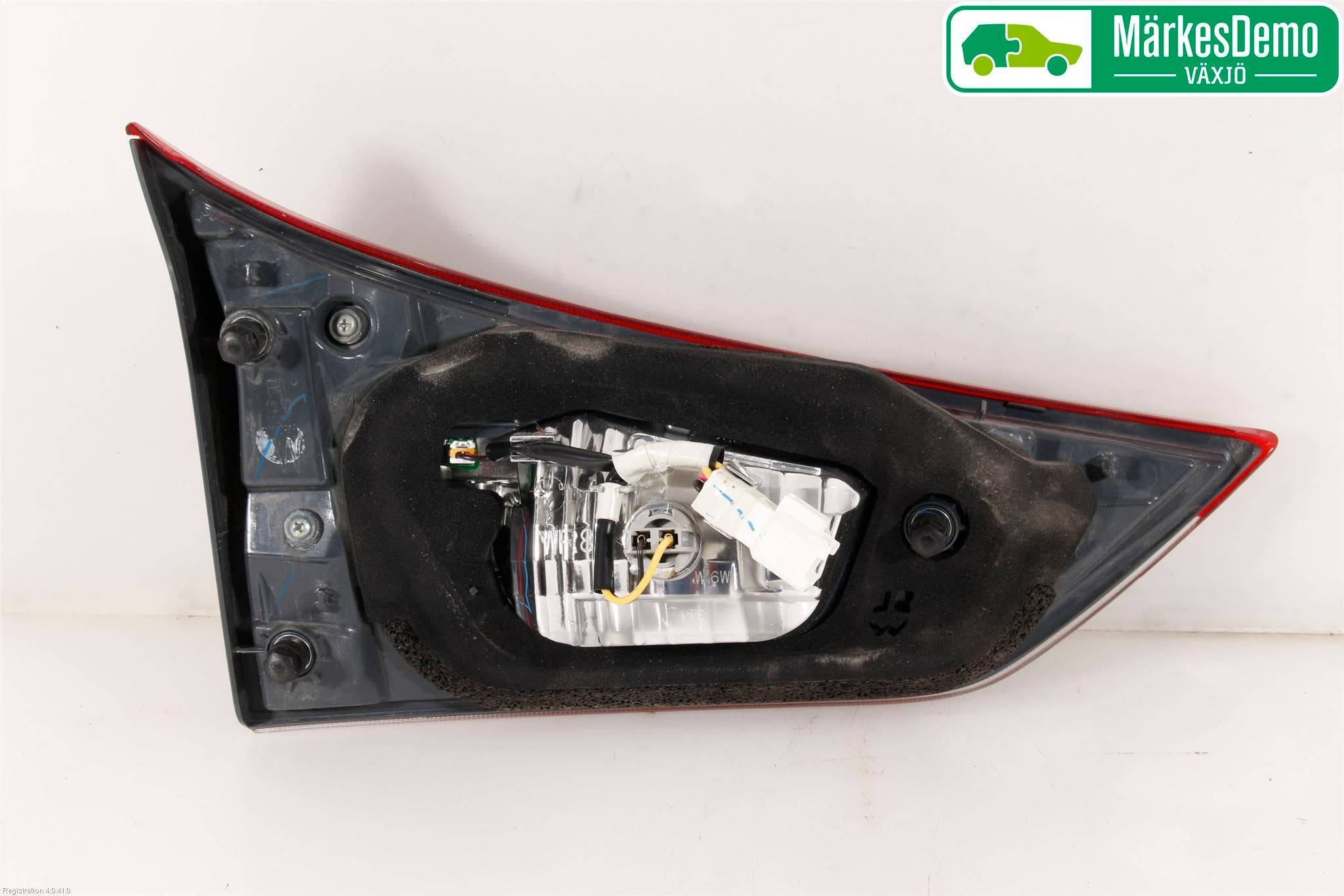 Toyota AURIS 13-19 Bakljus Lucka Hö