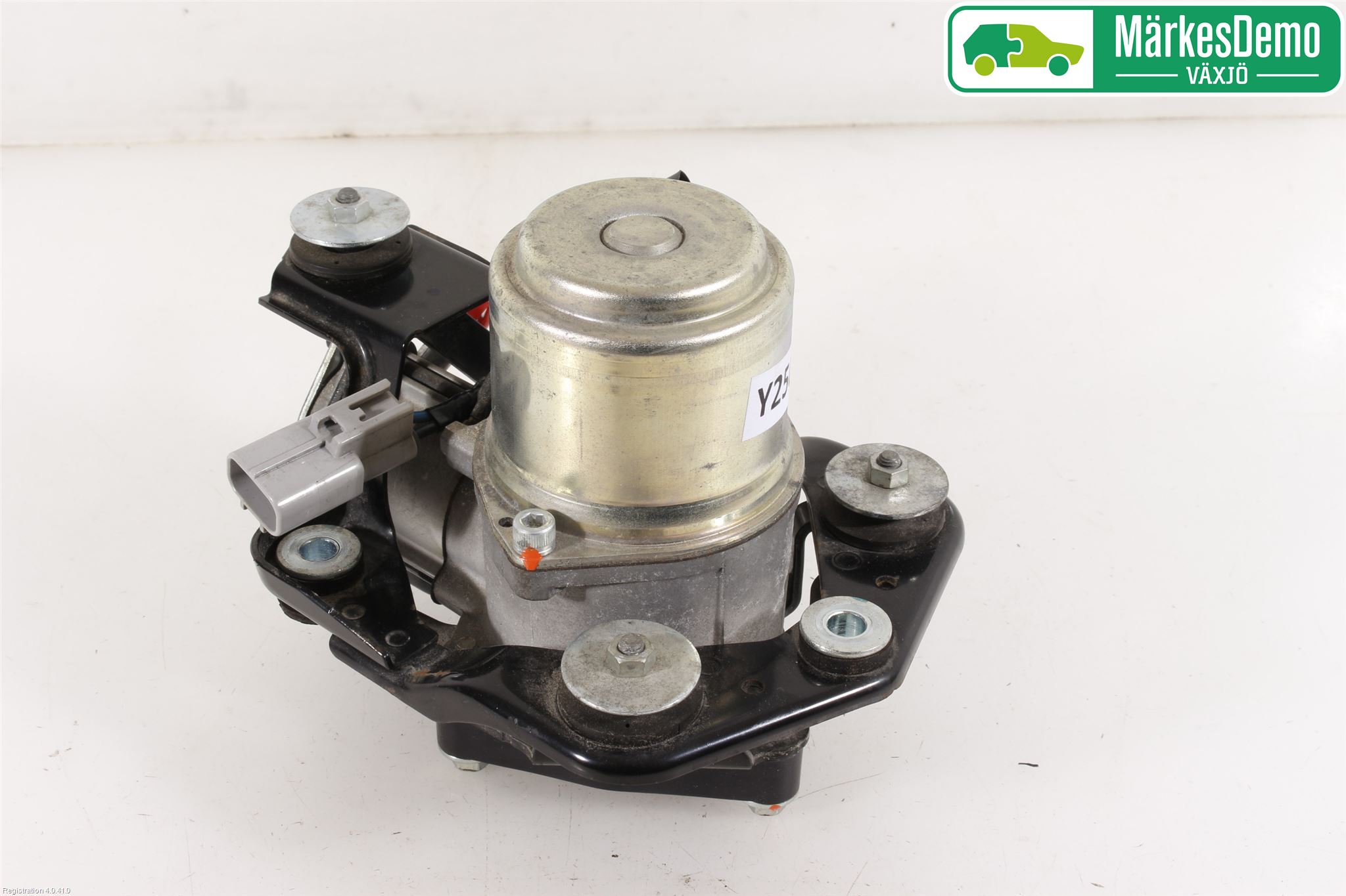 Mitsubishi OUTLANDER 13-21 Vakuumpump