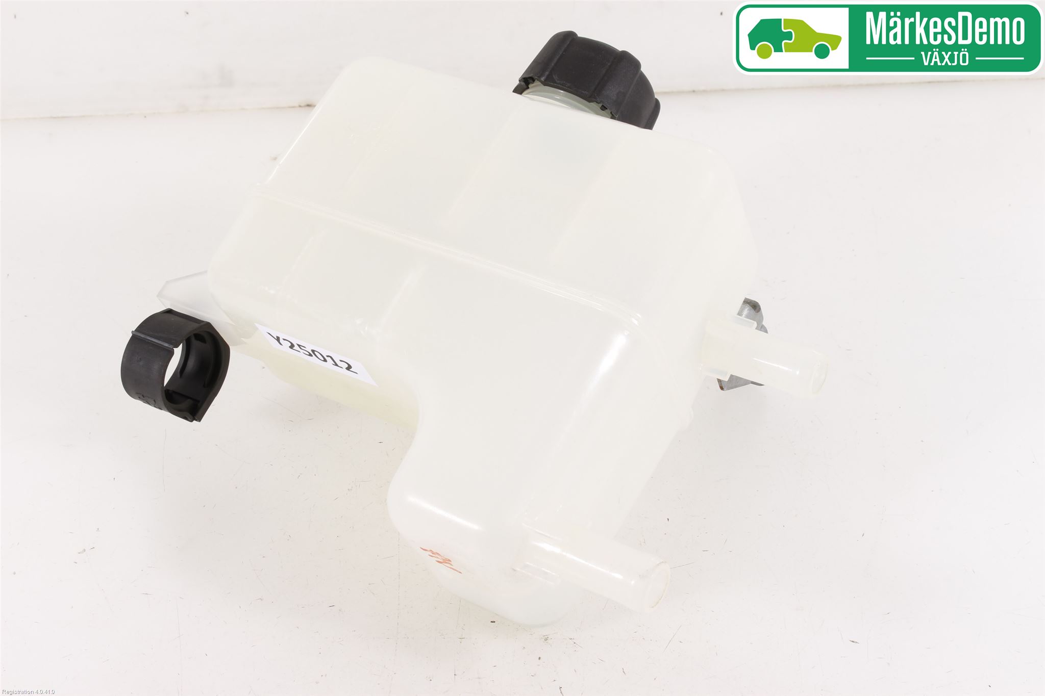 Mitsubishi OUTLANDER 13-21 Expansionstank