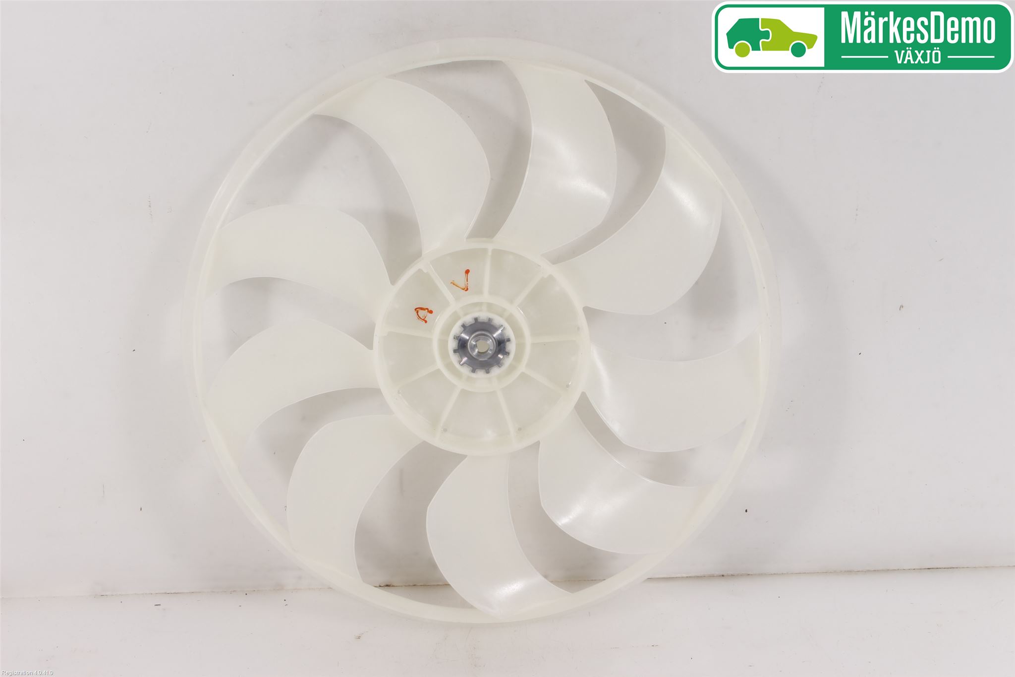 Mitsubishi OUTLANDER 13-21 Kylfläkt-Vinge