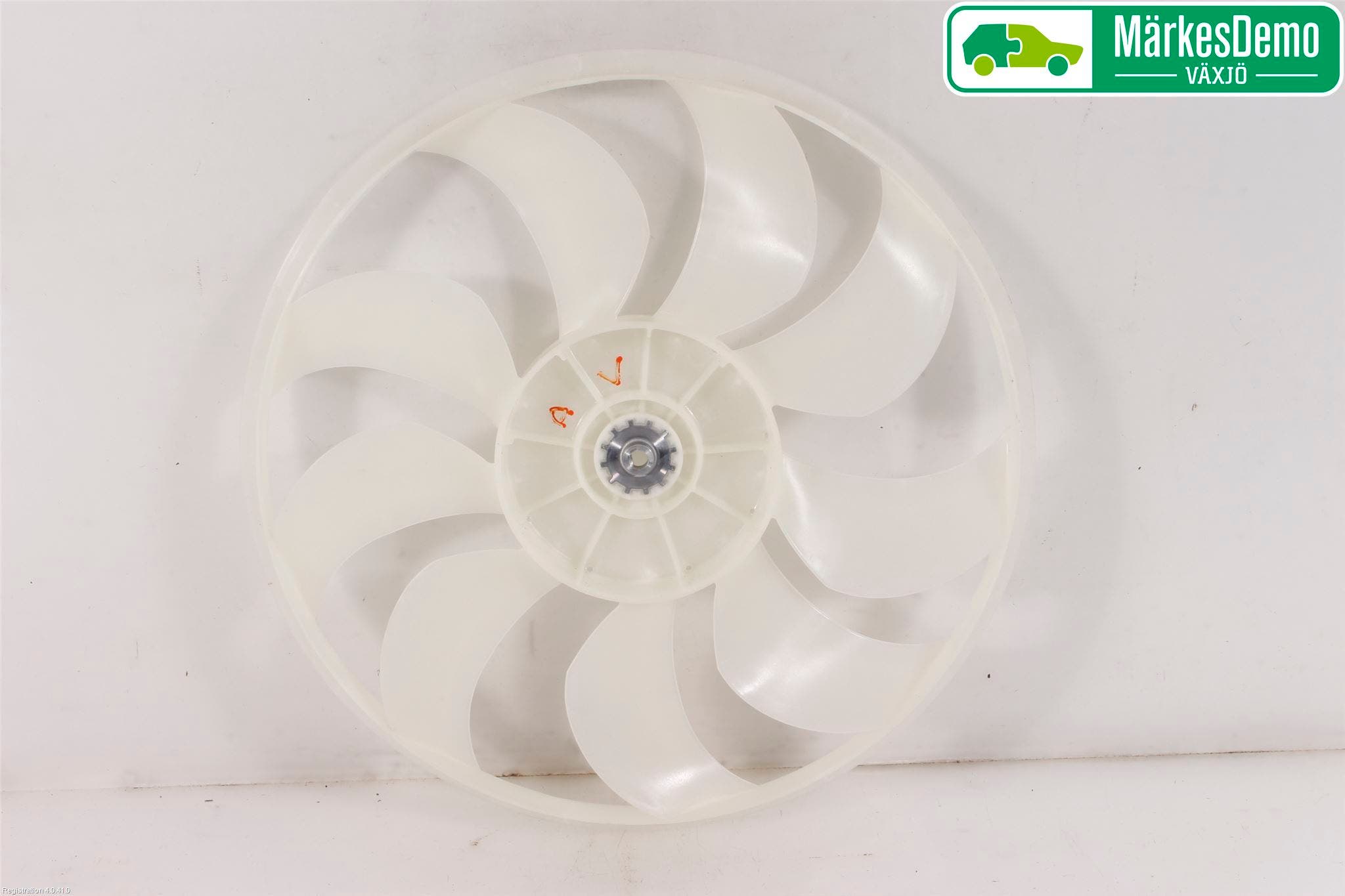 Mitsubishi OUTLANDER 13-21 Kylfläkt-Vinge