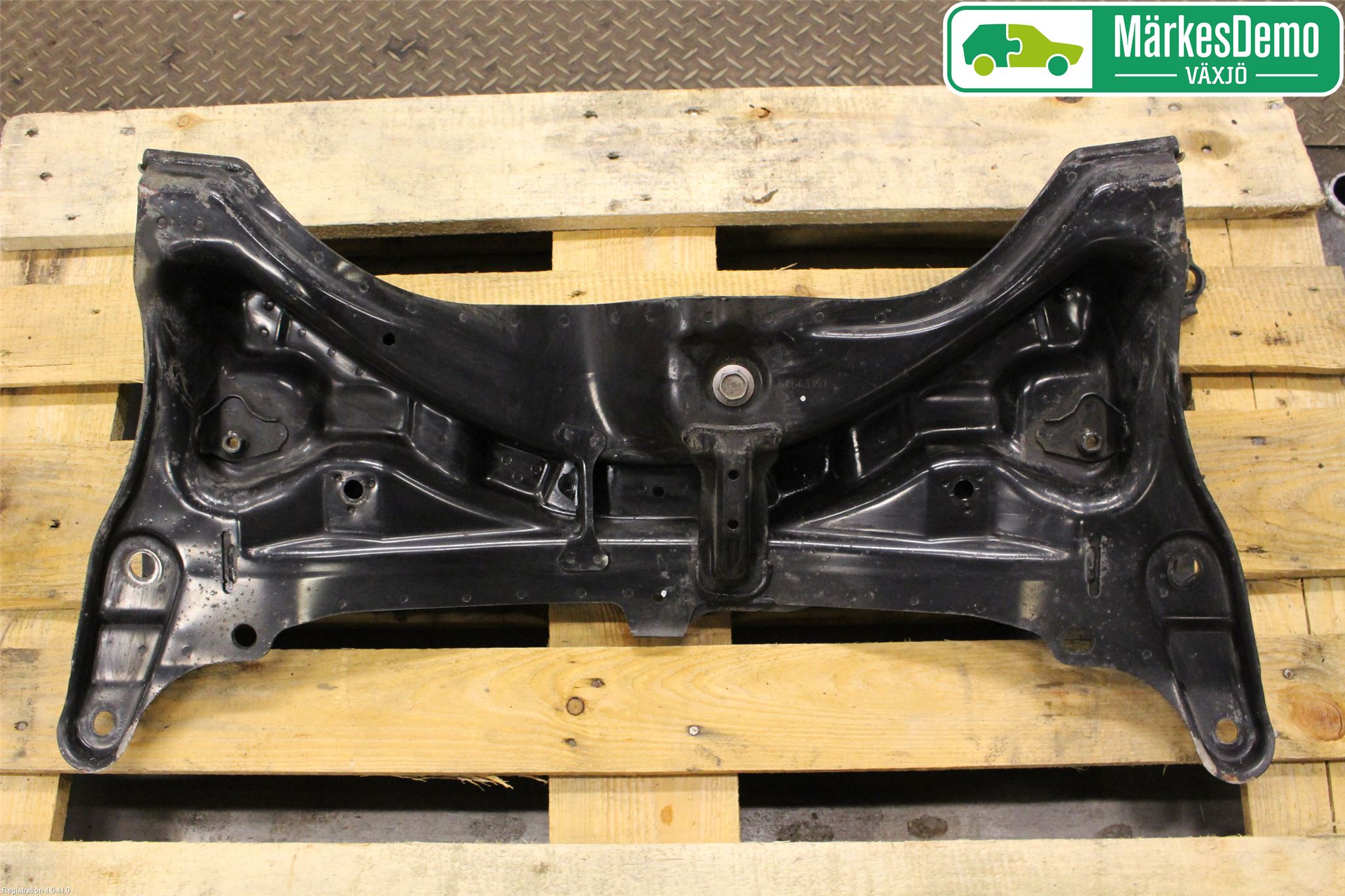 Toyota AYGO 15-21 Framvagnsbalk