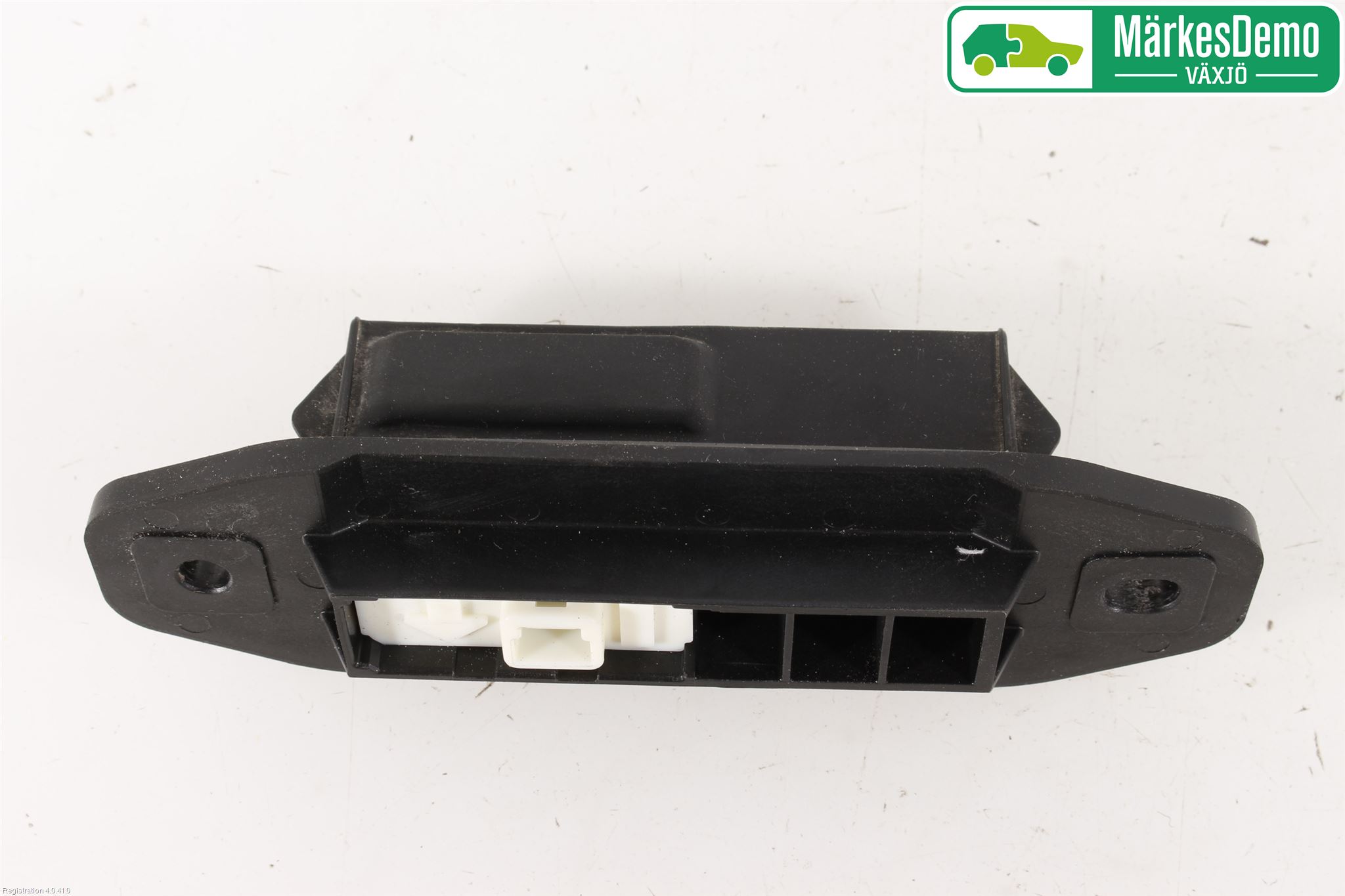 Toyota YARIS XP130 15-20 Bakluckehandtag