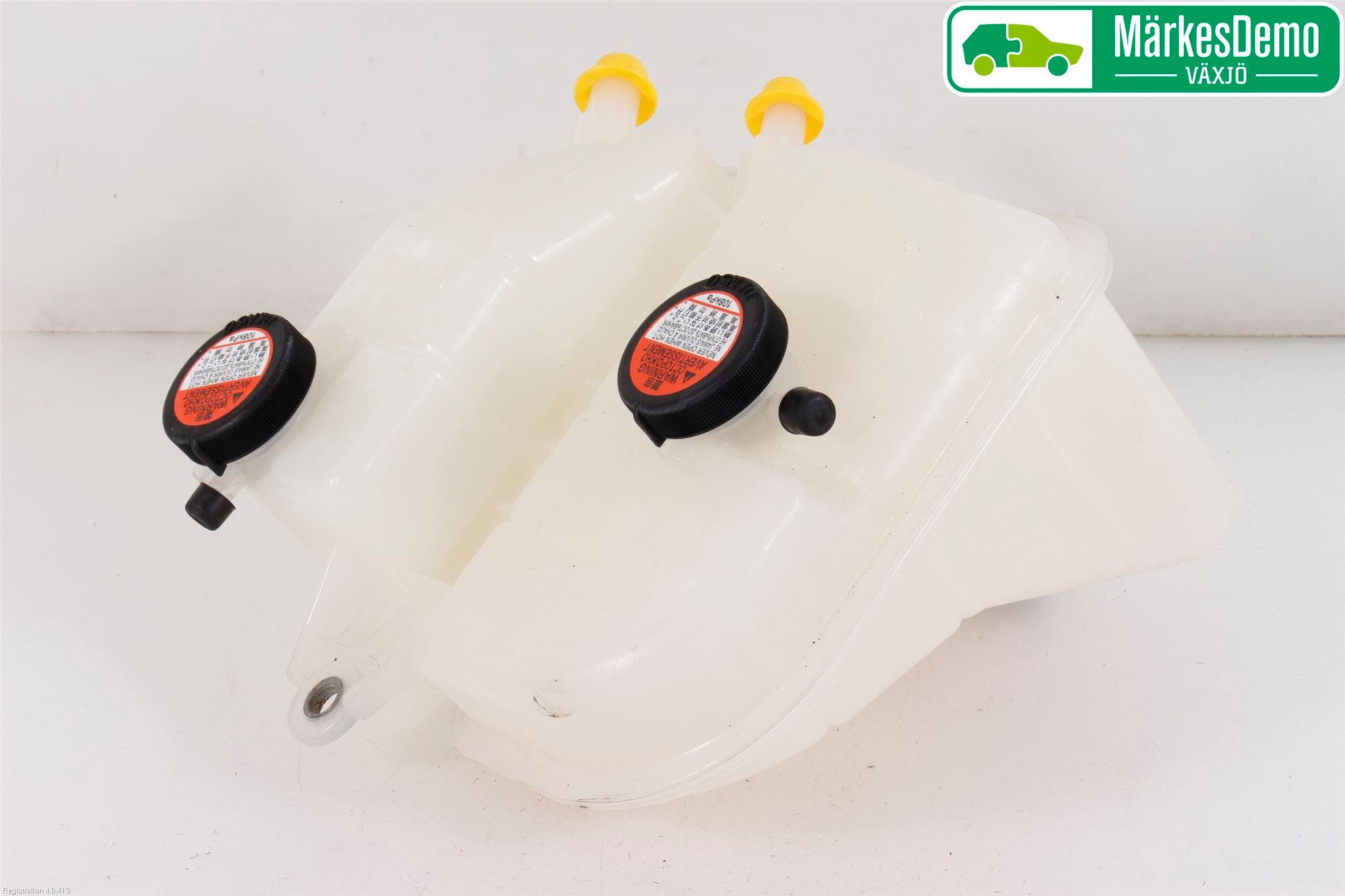 Toyota AURIS 13-19 Expansionstank