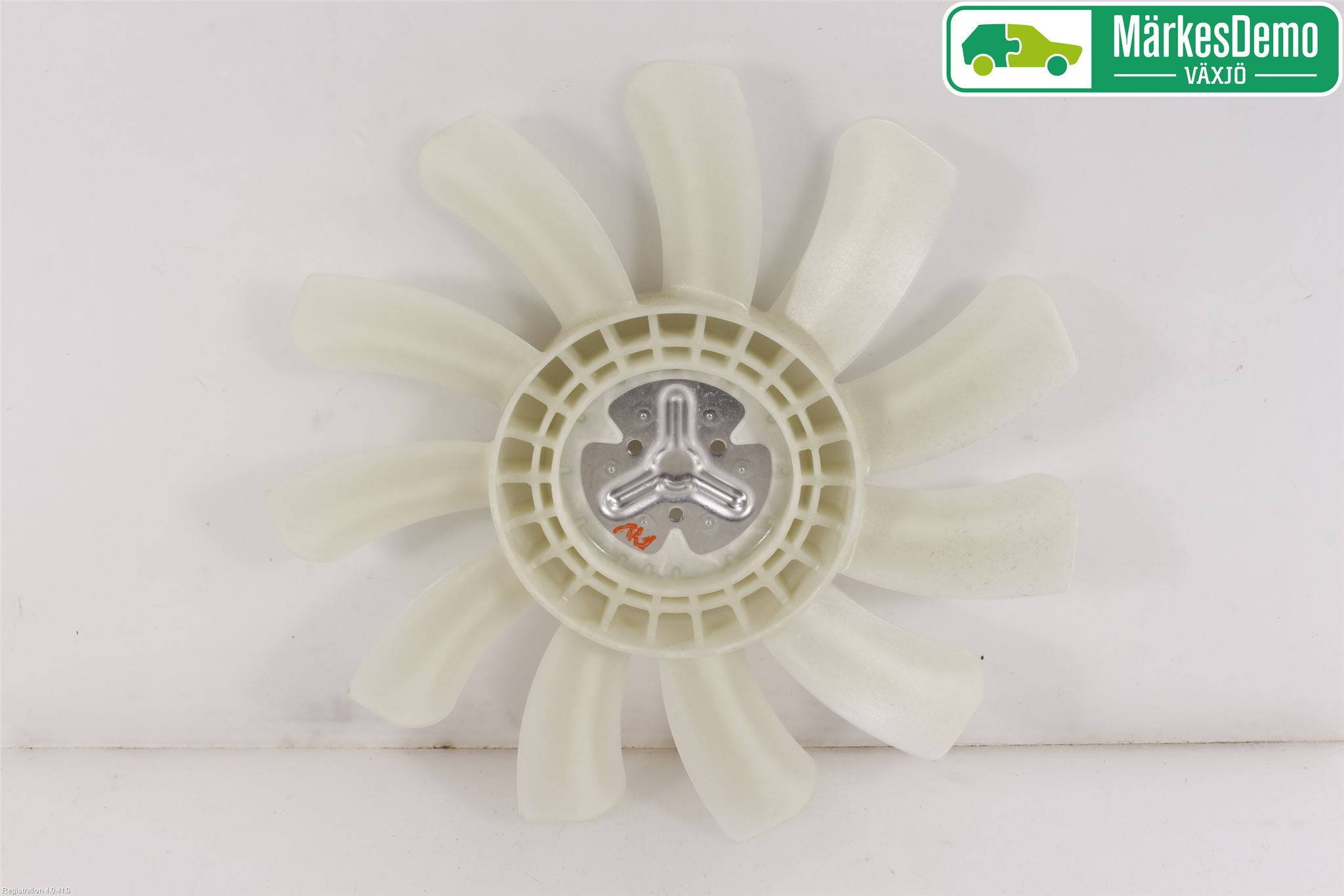 Suzuki VITARA 15- Kylfläkt-Vinge