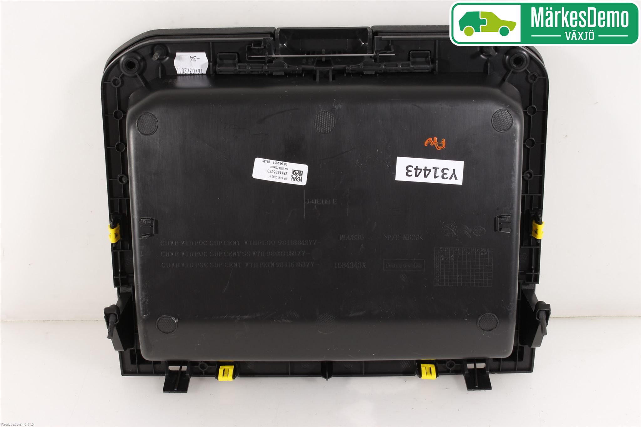 Toyota PROACE II 16- Handskfack