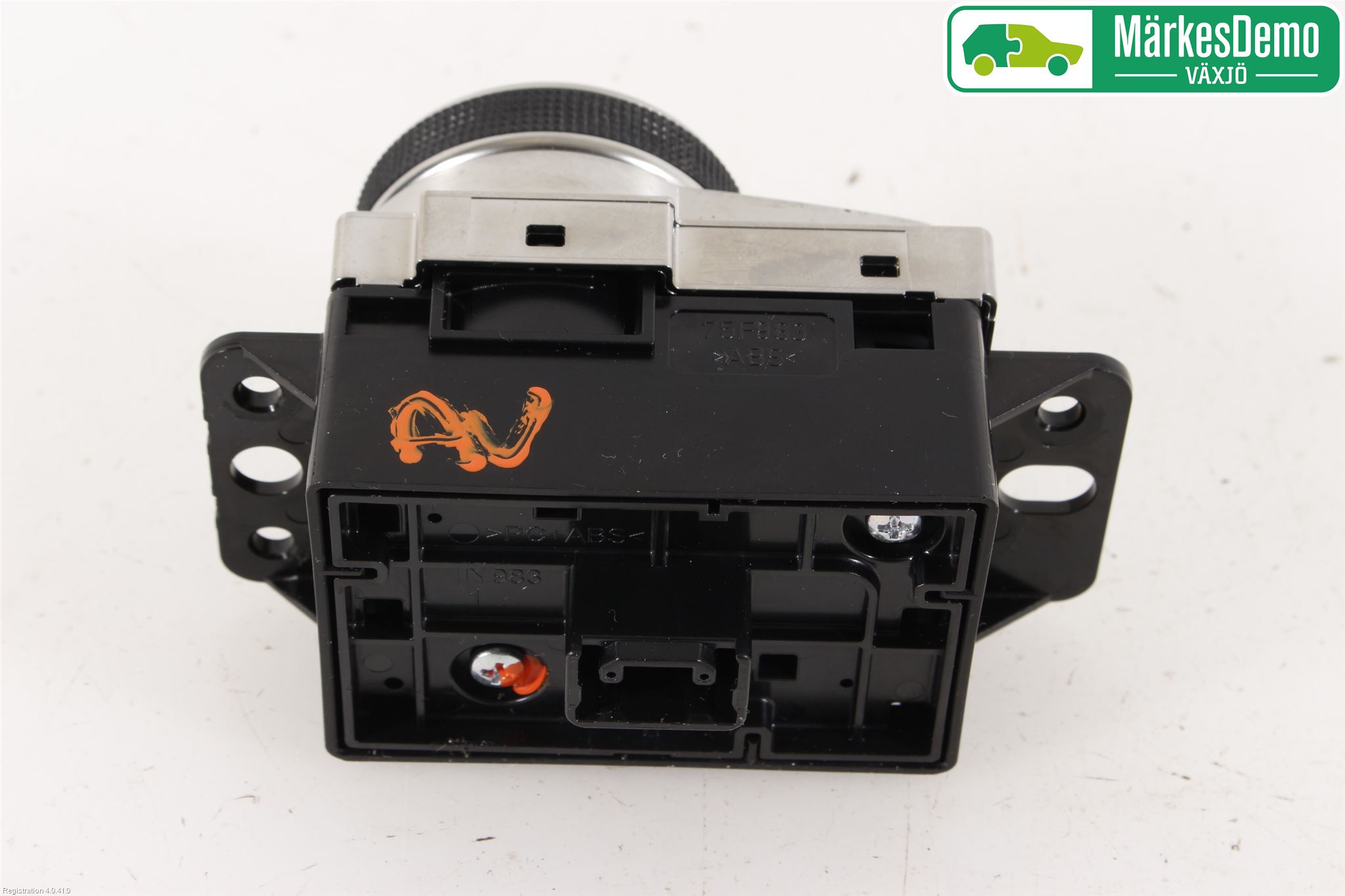 Suzuki VITARA 15- Strömställare Multifunktion