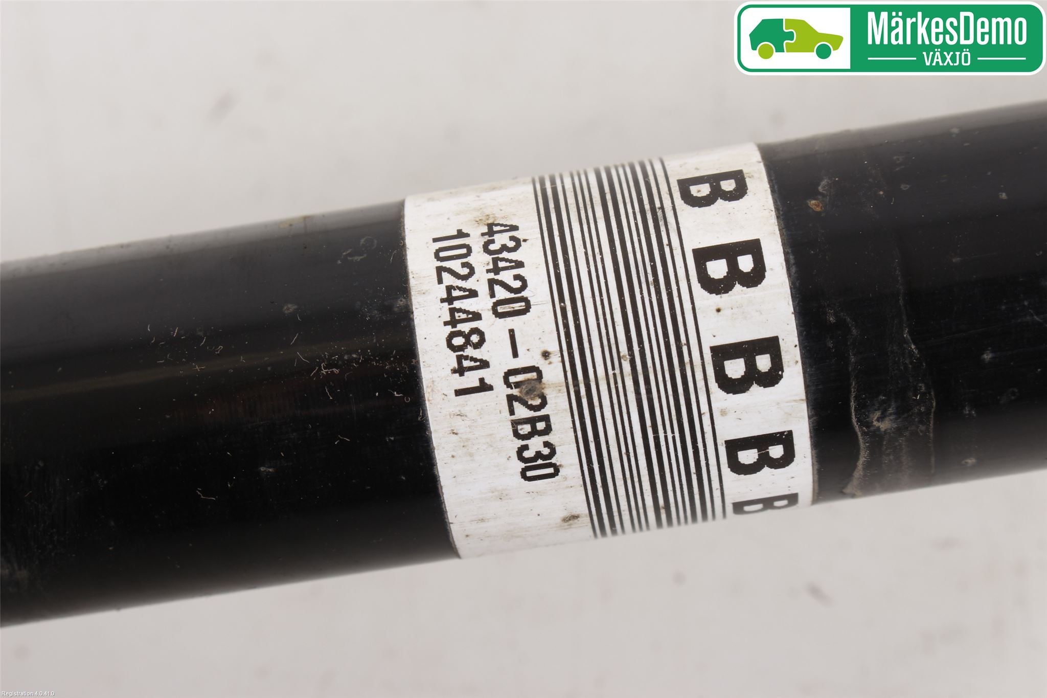 Toyota AURIS 13-19 Drivaxel Fram Vänster