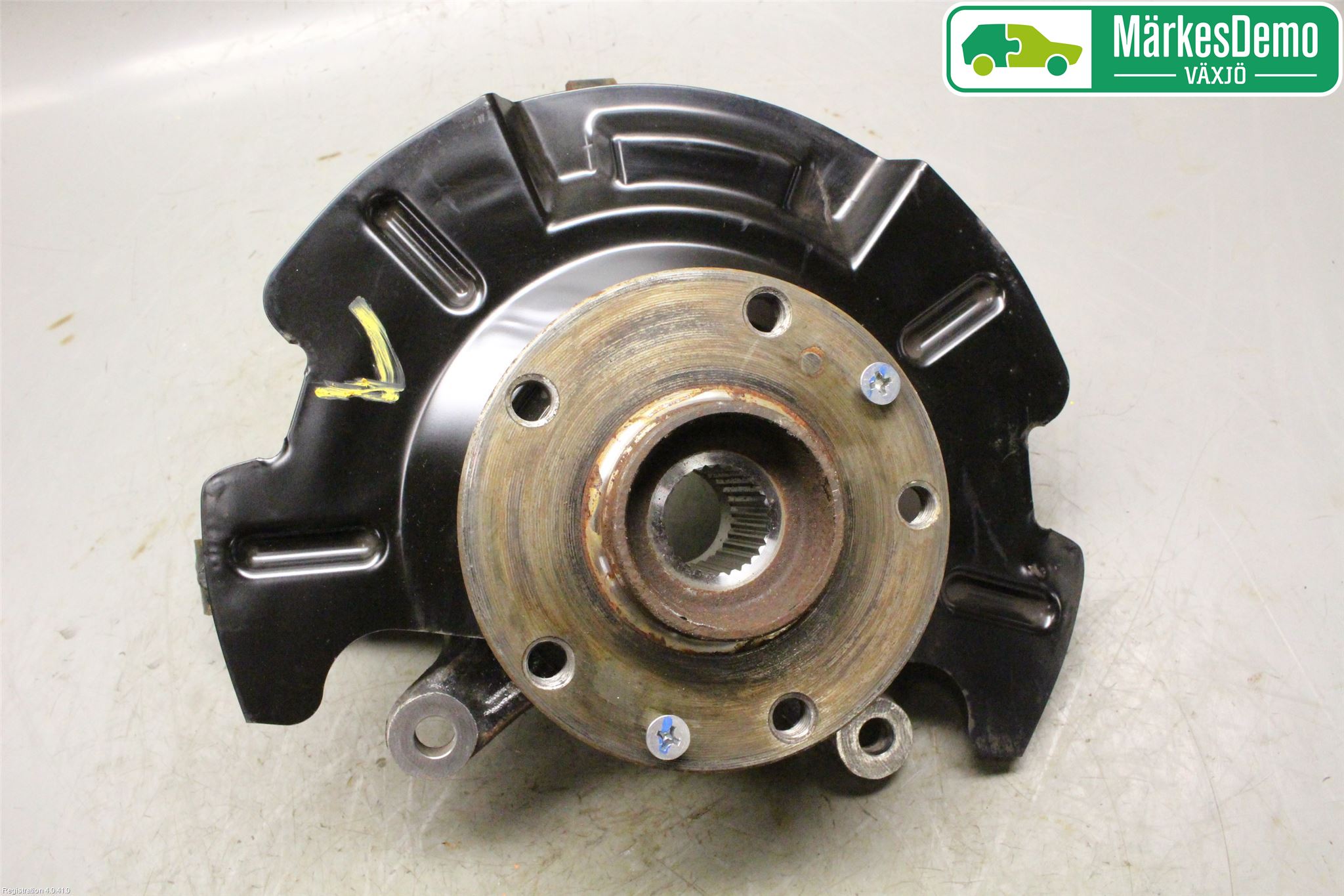 Suzuki VITARA 15- Styrspindel Lagerhus Vä