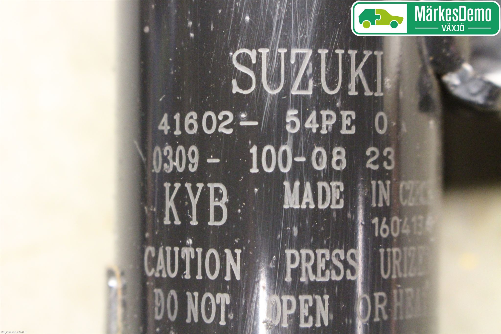 Suzuki VITARA 15- Fjäderben Fram Vänster