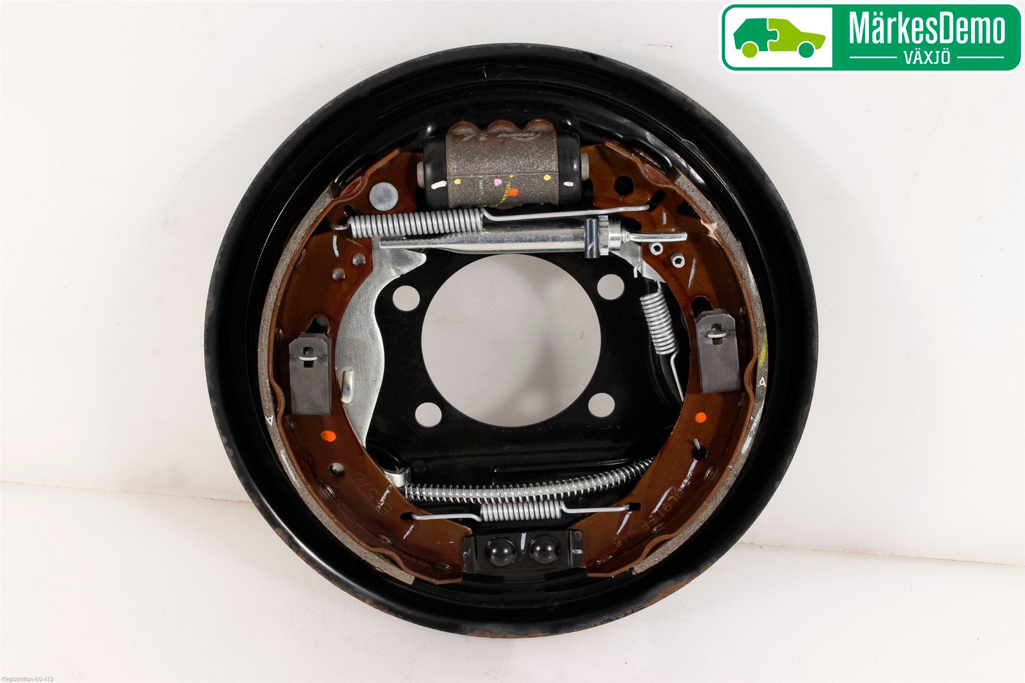 Mazda 2 (DJ) 15-22 Bromssköld Bak