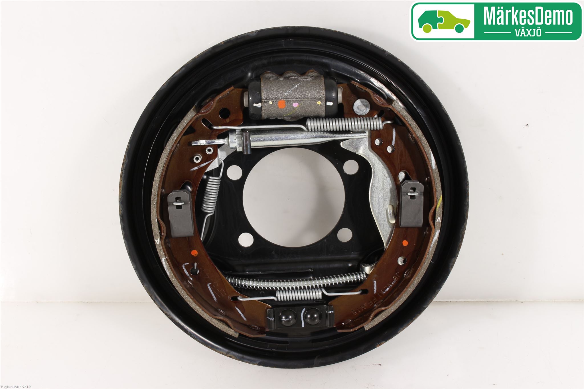 Mazda 2 (DJ) 15-22 Bromssköld Bak