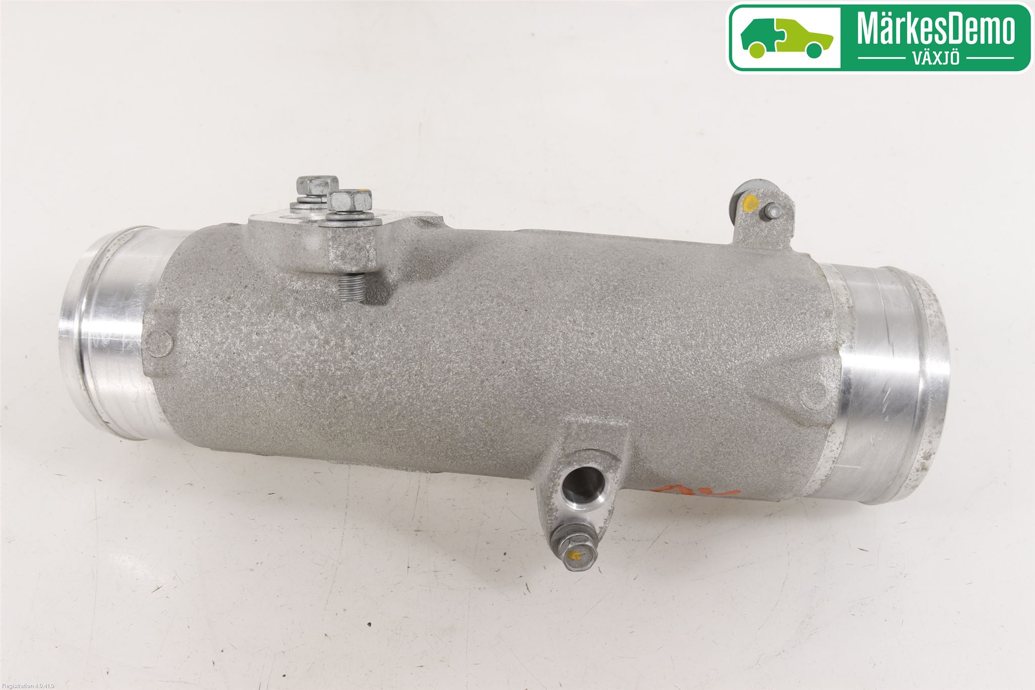 Nissan GT-R Laddluft-Intercoolerrör