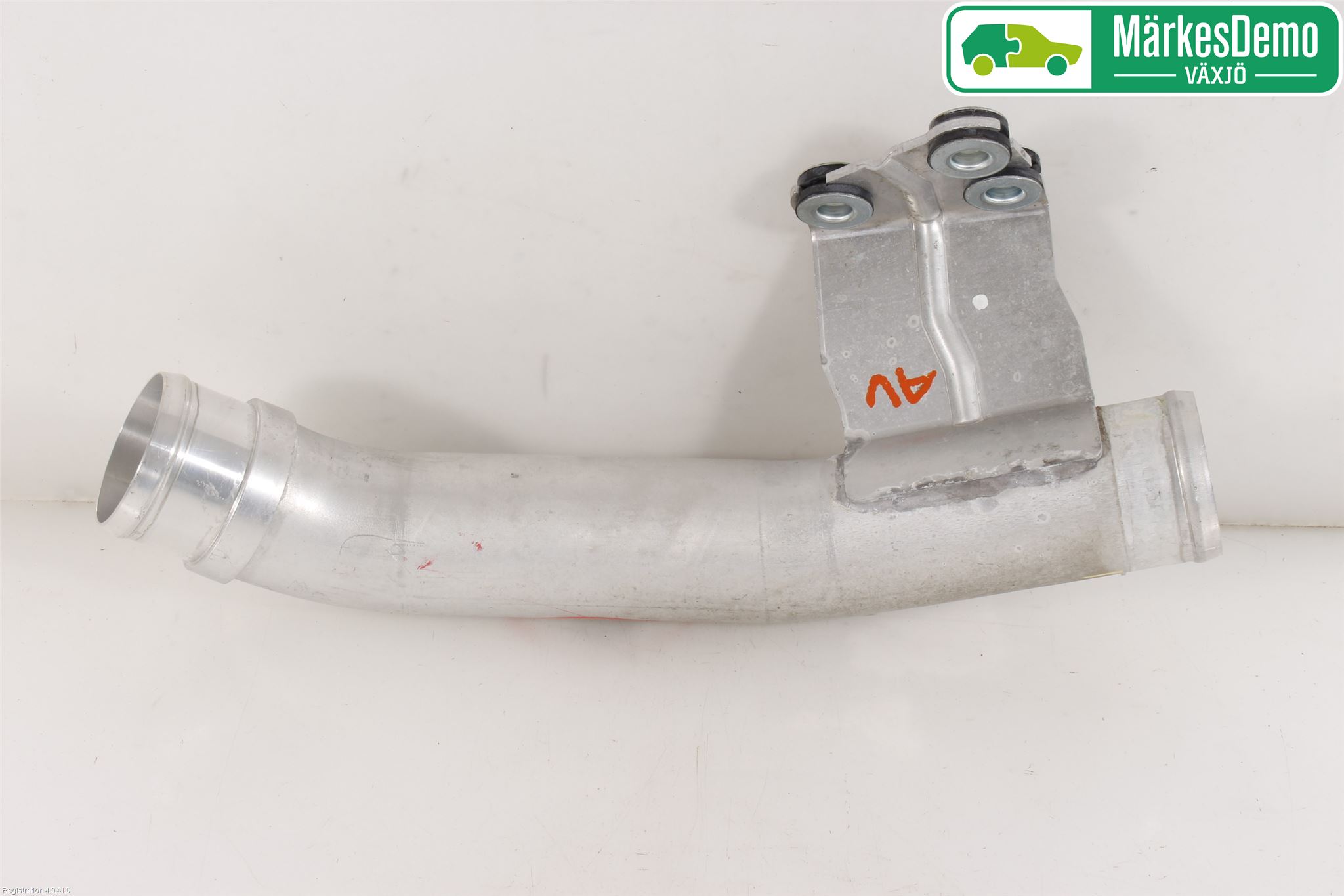 Nissan GT-R Laddluft-Intercoolerrör