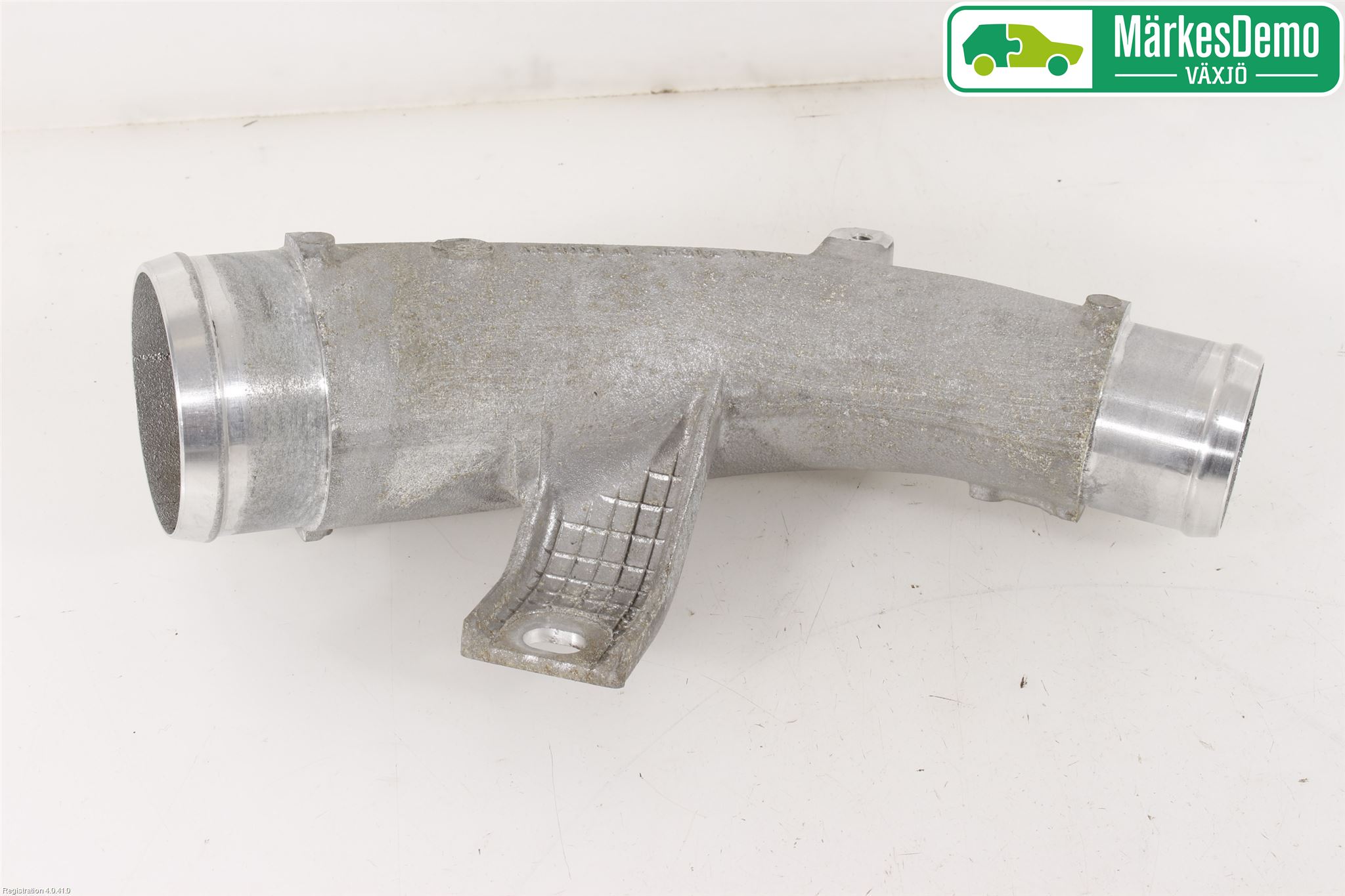 Nissan GT-R Laddluft-Intercoolerrör