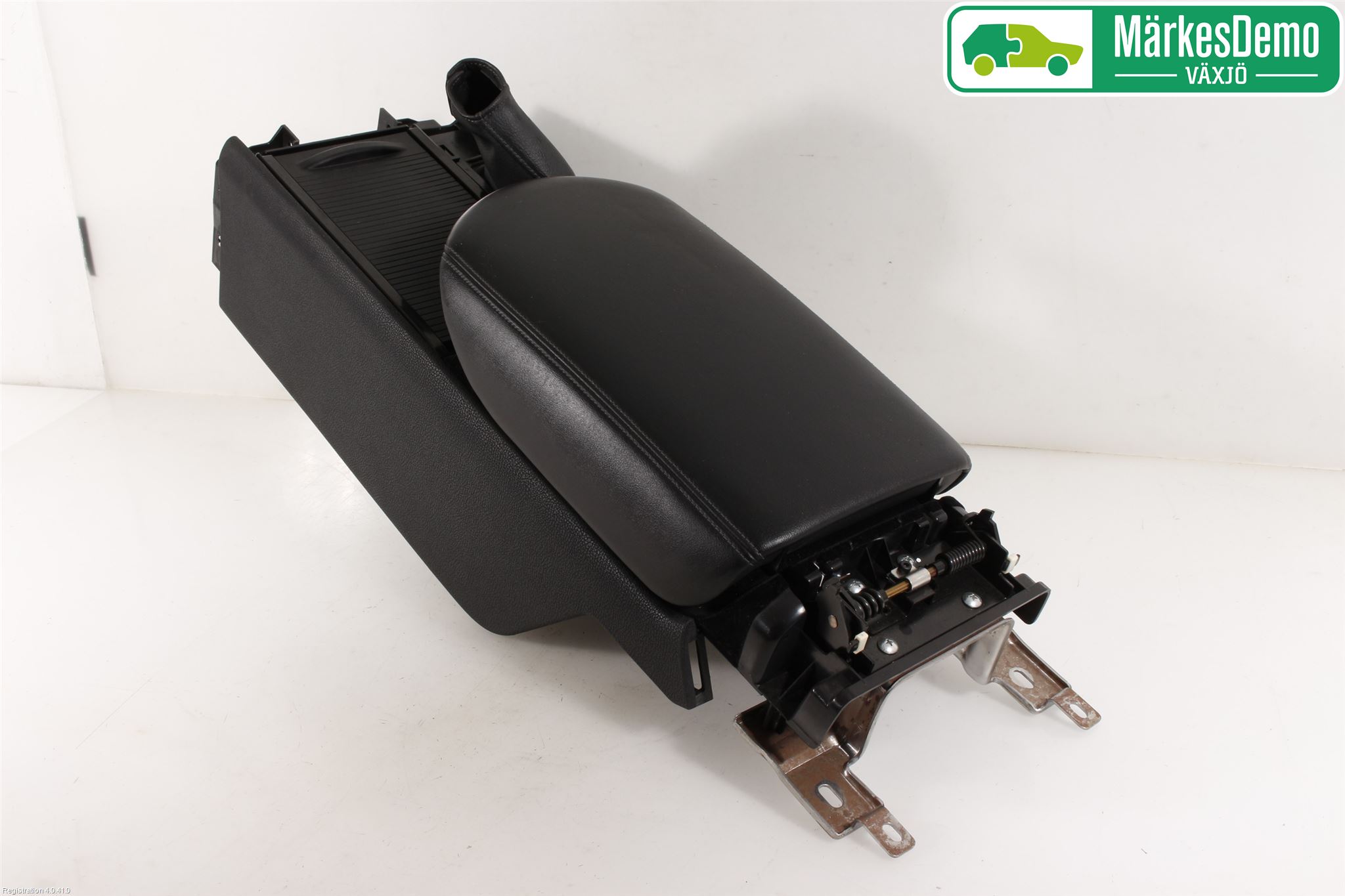 Nissan GT-R Instrumentkonsoll Golv