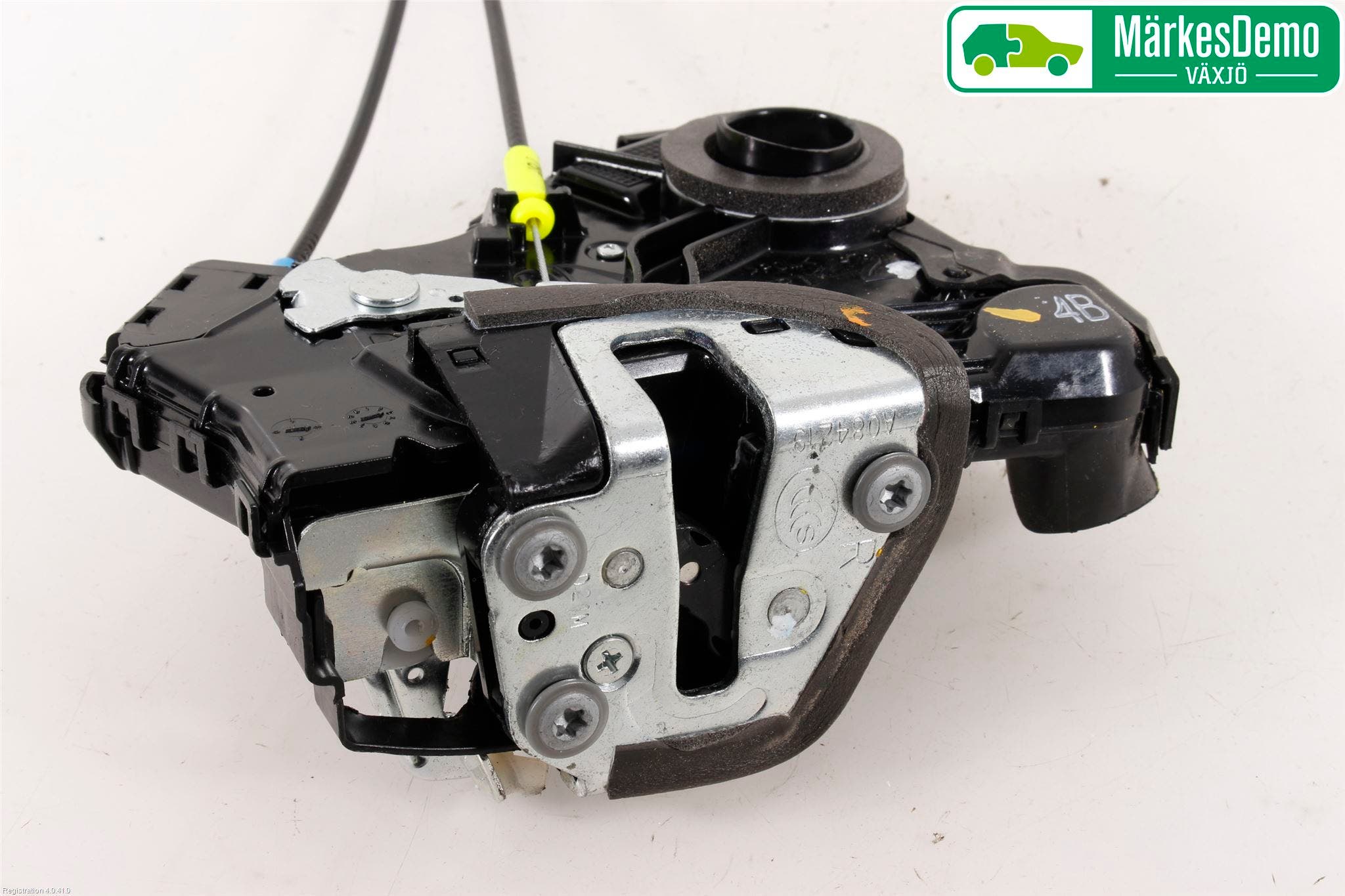 Toyota AVENSIS 09-15 Låskista-Dörrlås