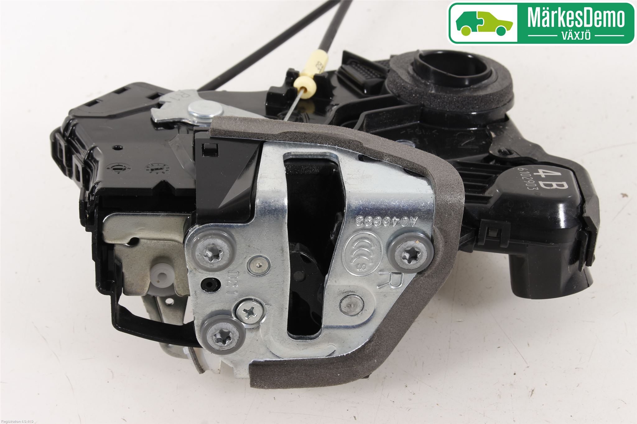 Toyota RAV4 13-18 Låskista-Dörrlås