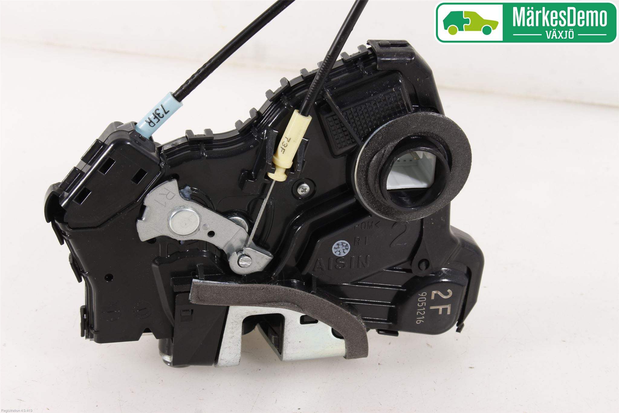 Toyota URBAN CRUISER Låskista-Dörrlås