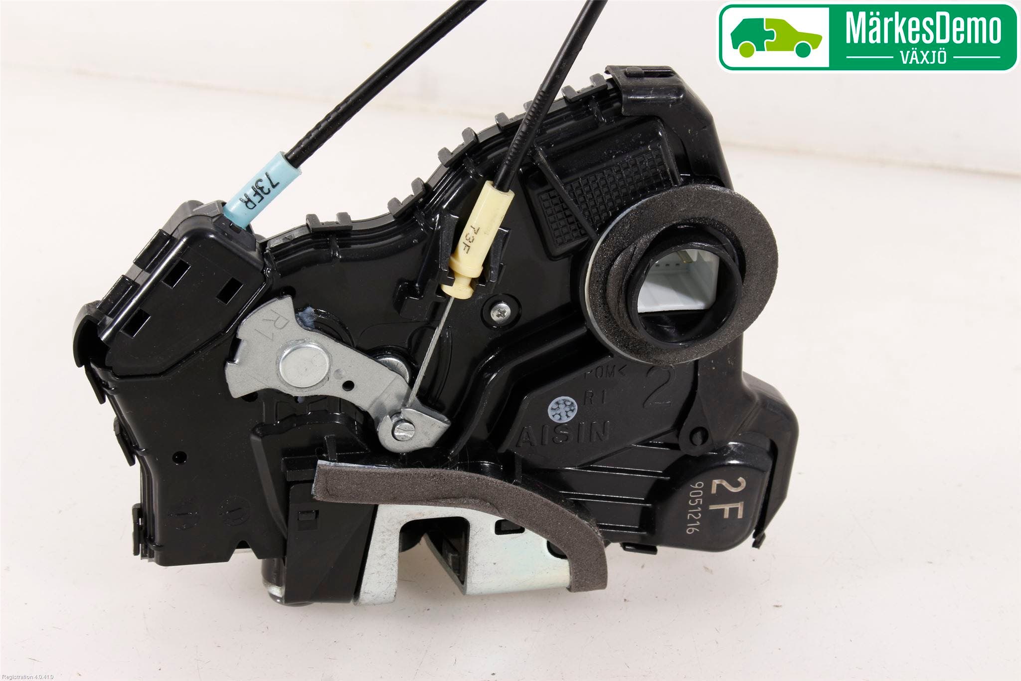 Toyota URBAN CRUISER Låskista-Dörrlås