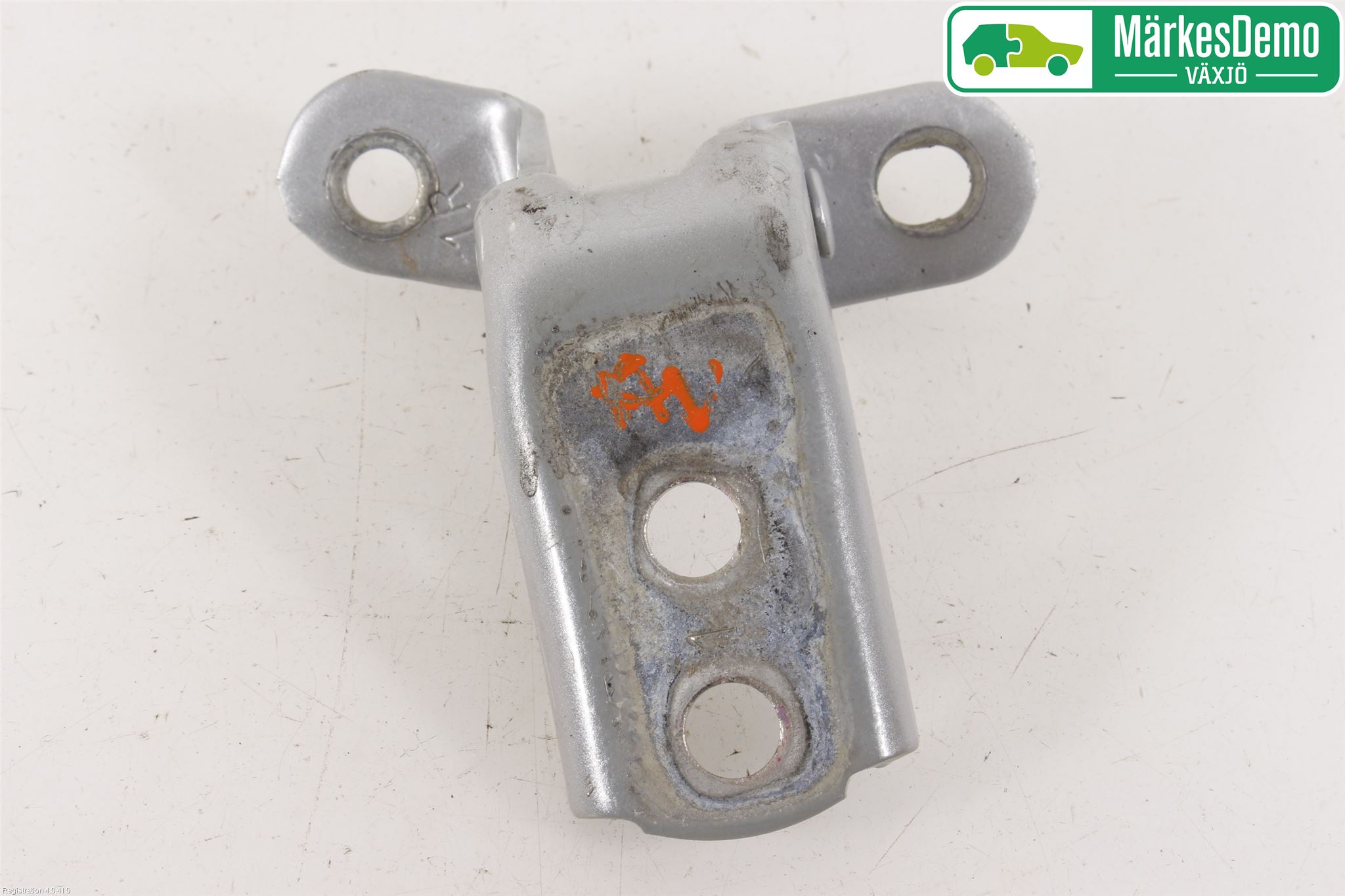 Toyota VERSO 09-18 Dörrgångjärn