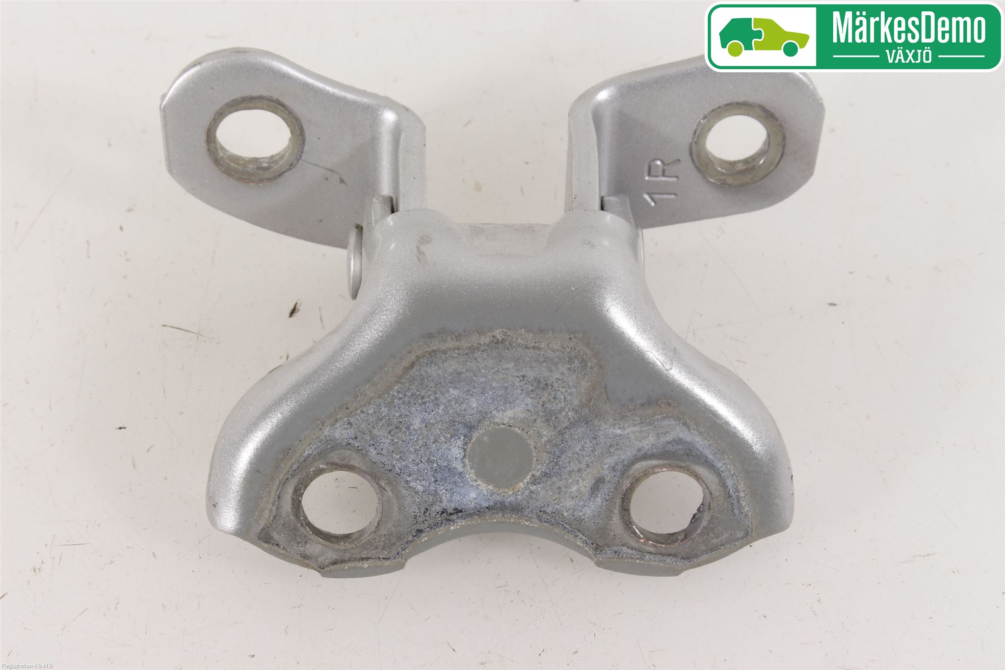 Toyota VERSO 09-18 Dörrgångjärn