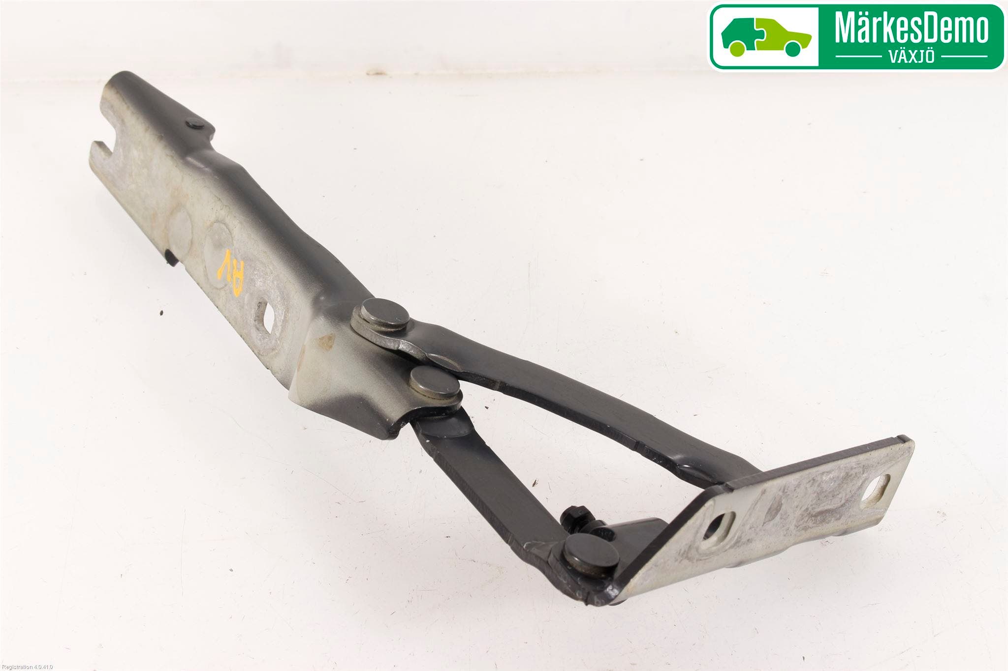 BMW 5 E60/61 Sed/Tou 02-10 Huvgångjärn