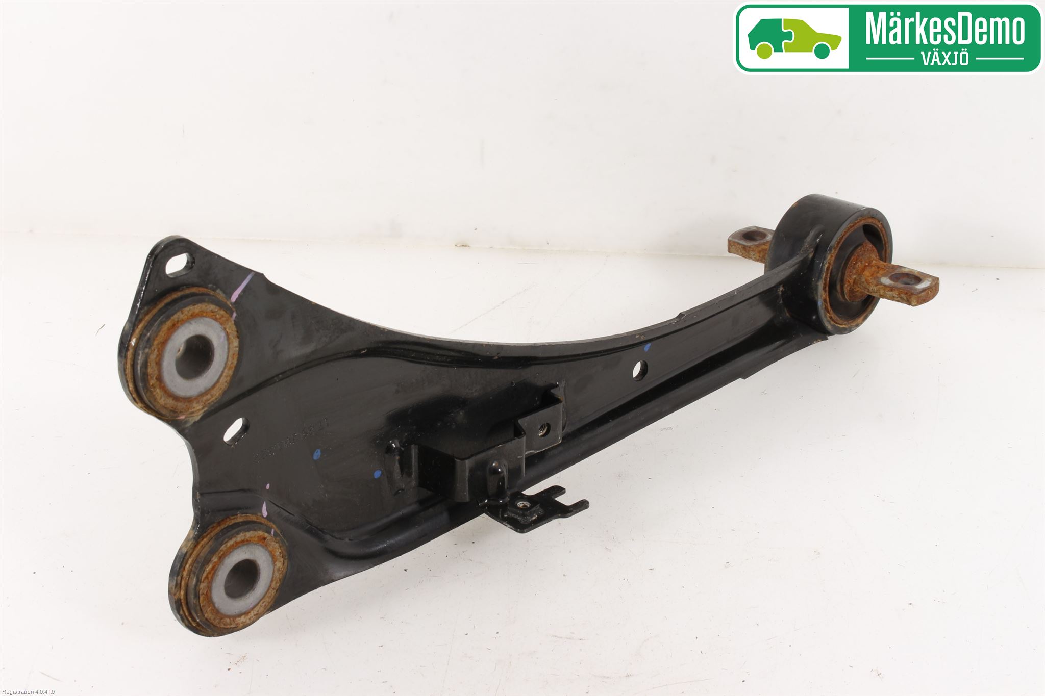 Toyota AURIS 13-19 Bärarm Bak Vänster