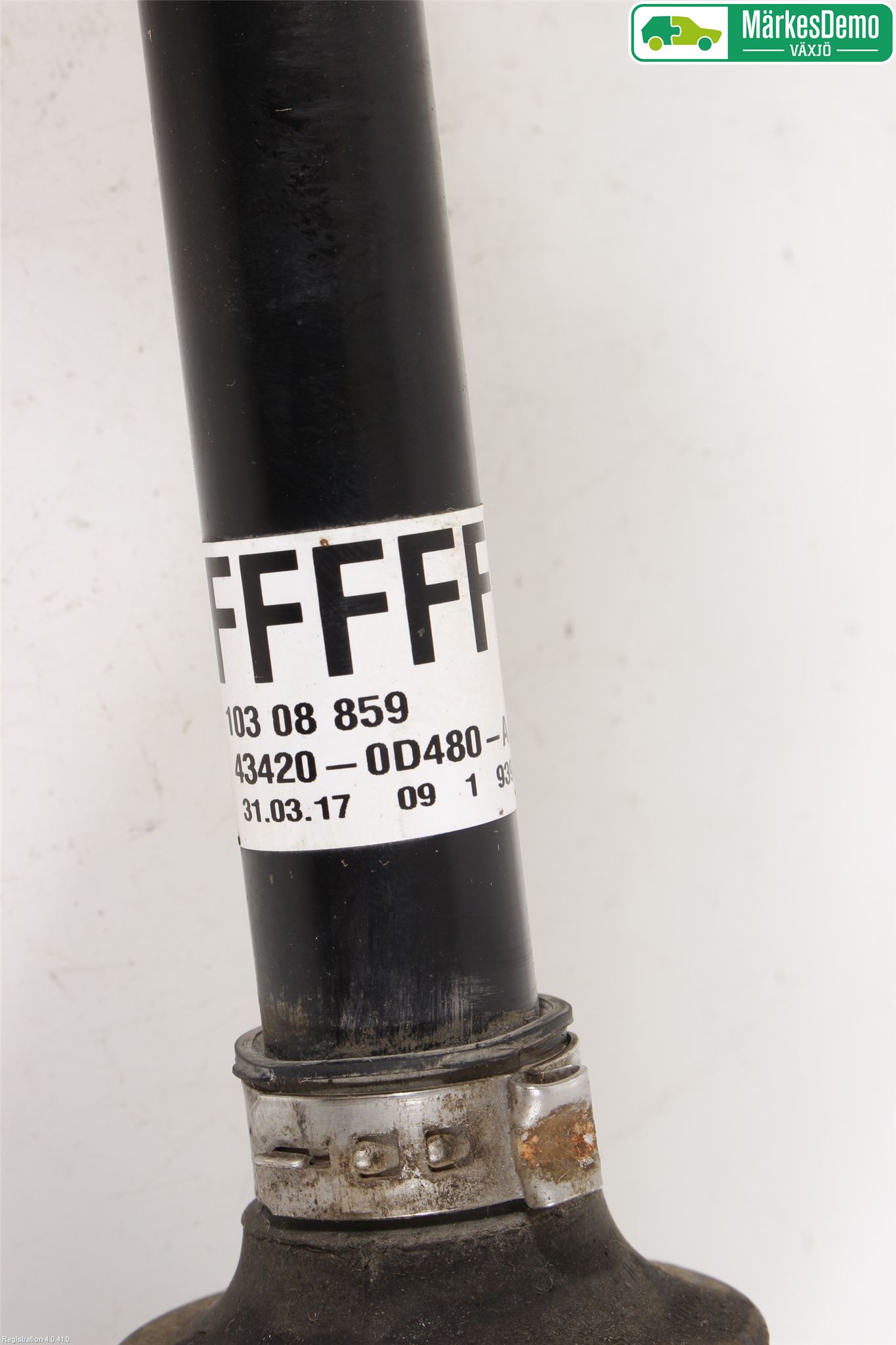 Toyota YARIS XP130 15-20 Drivaxel Fram Vänster