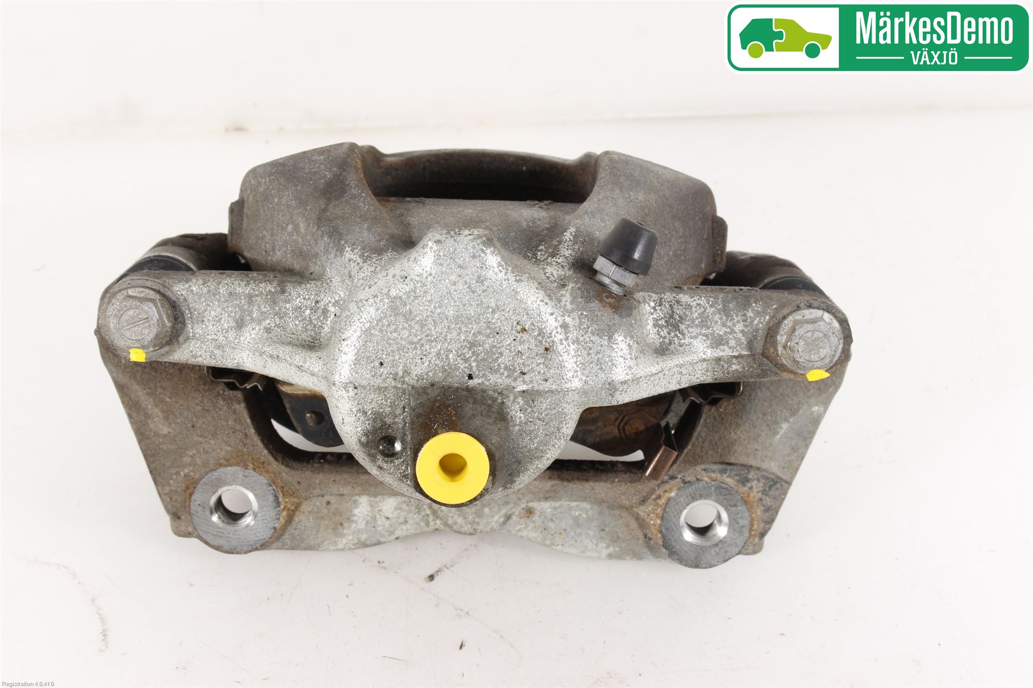 Toyota AVENSIS 16-18 Bromsok Fram Höger