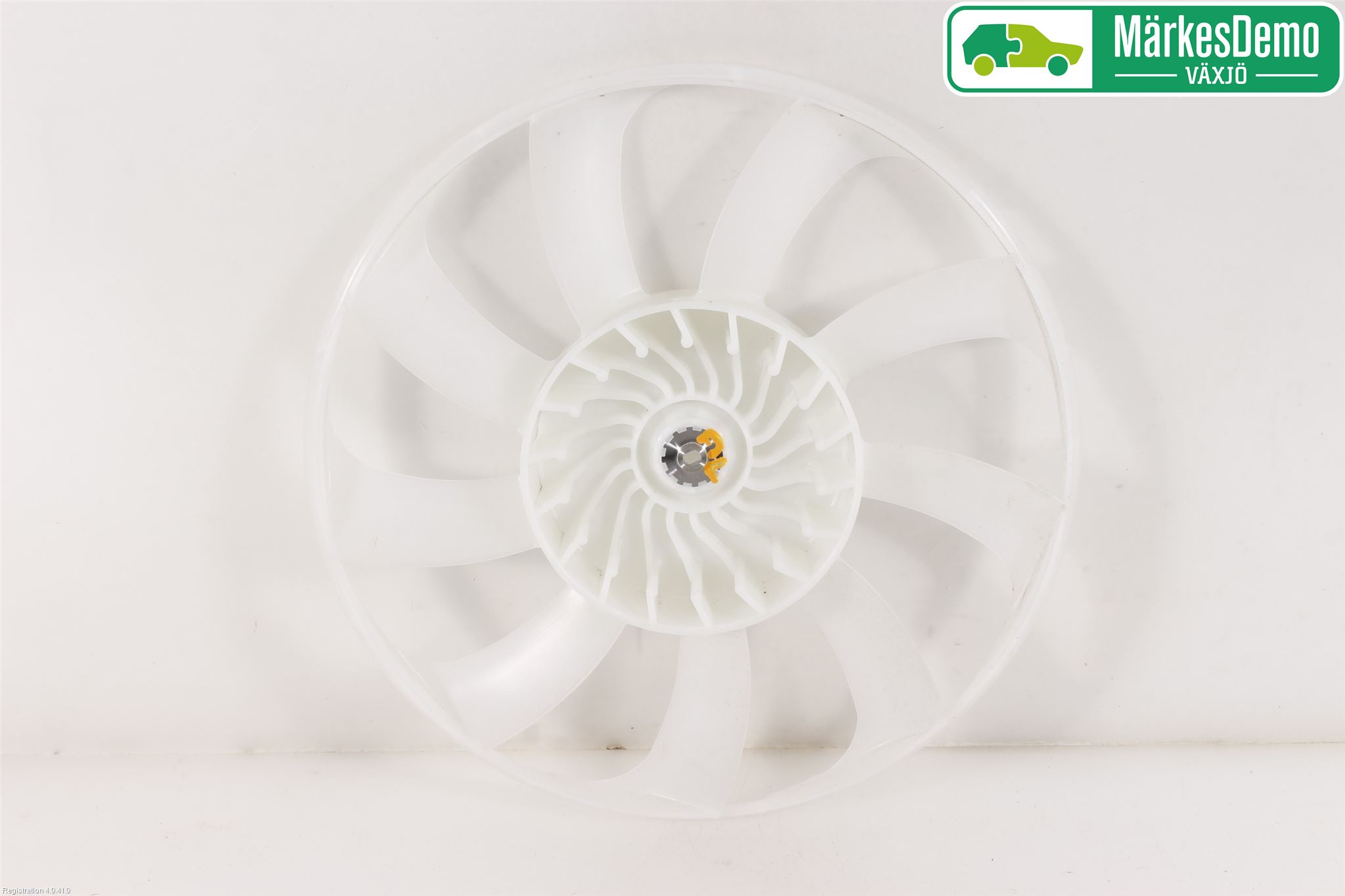 Toyota RAV4 13-18 Kylfläkt-Vinge