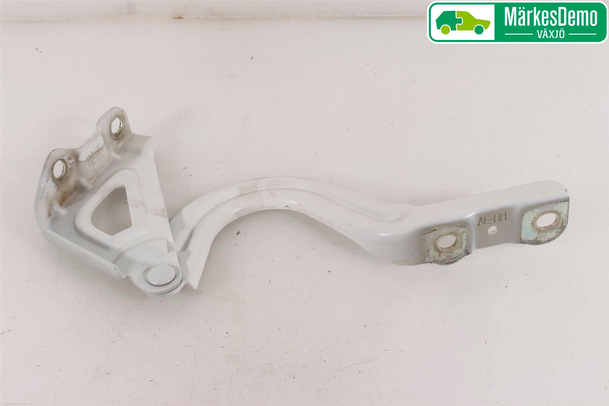 Hyundai IONIQ AE 17-22 Huvgångjärn