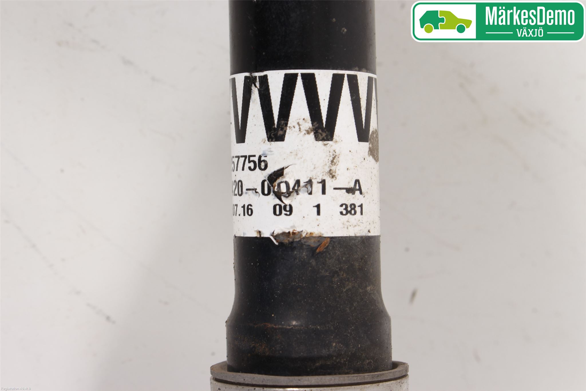 Toyota YARIS XP130 15-20 Drivaxel Fram Vänster