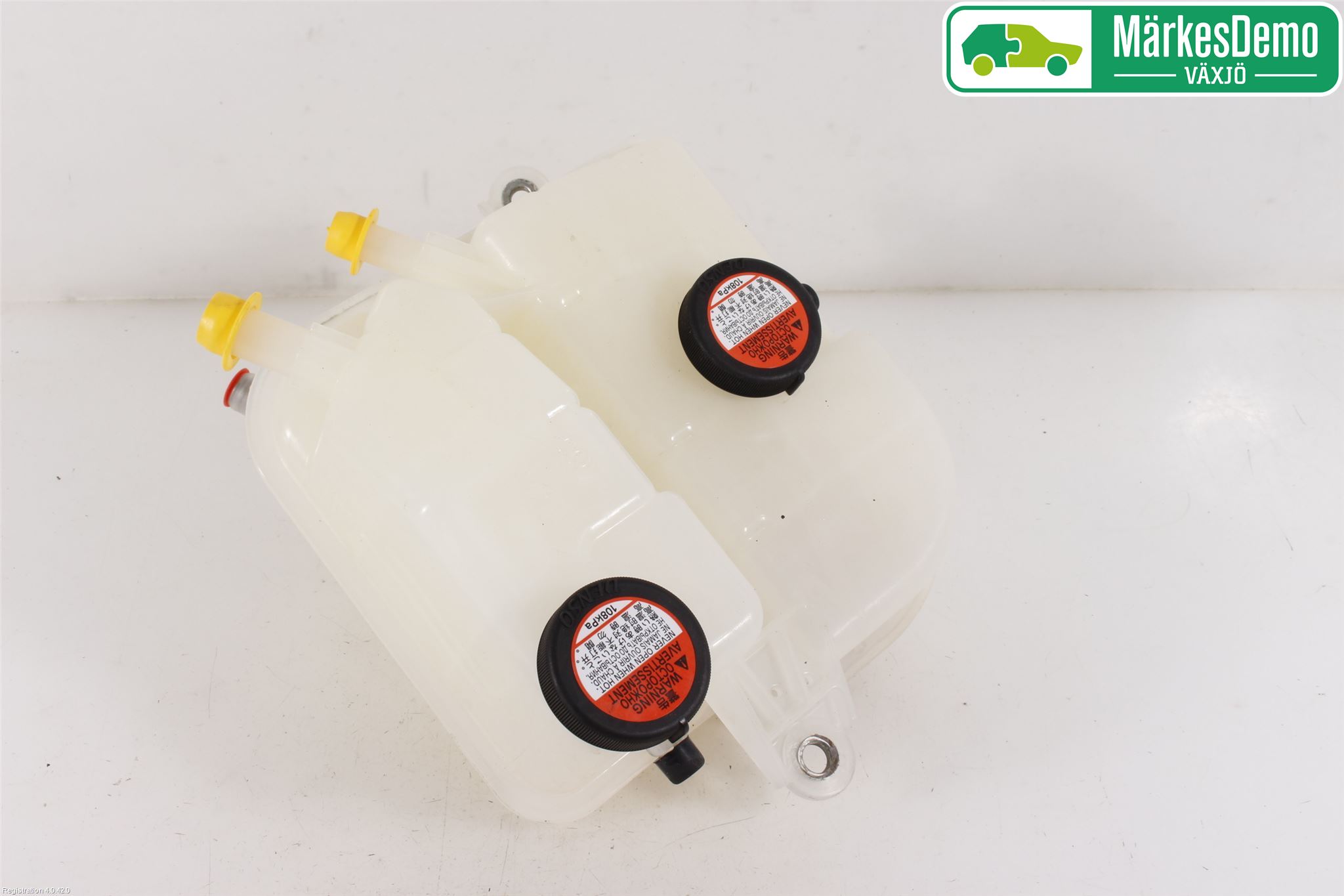 Toyota AURIS 13-19 Expansionstank