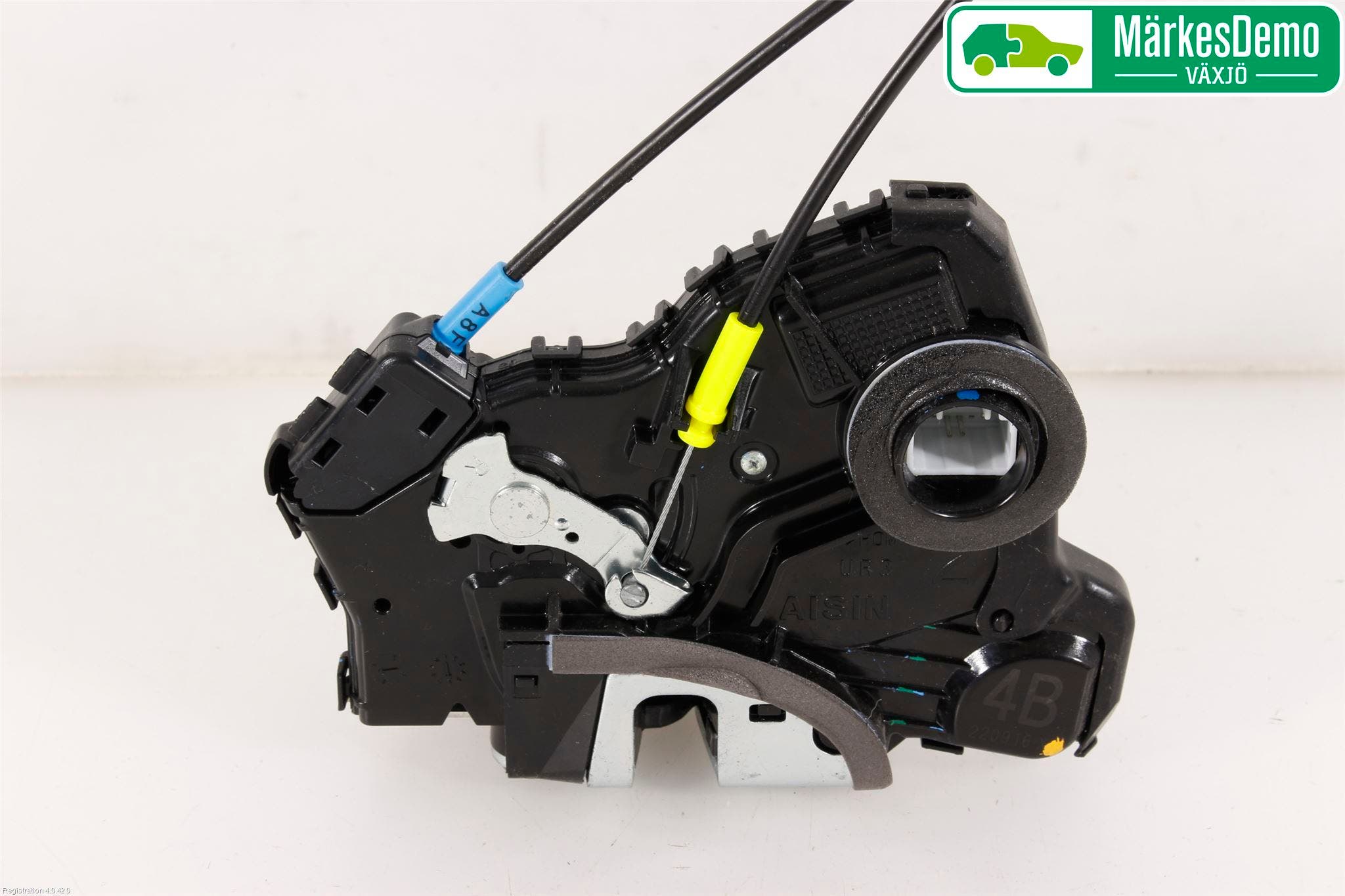 Toyota AURIS 13-19 Låskista-Dörrlås