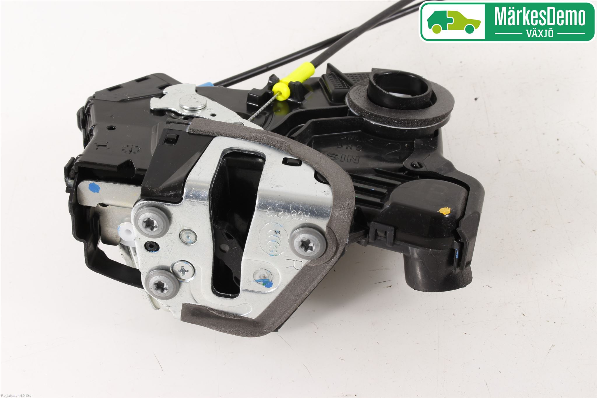 Toyota AURIS 13-19 Låskista-Dörrlås