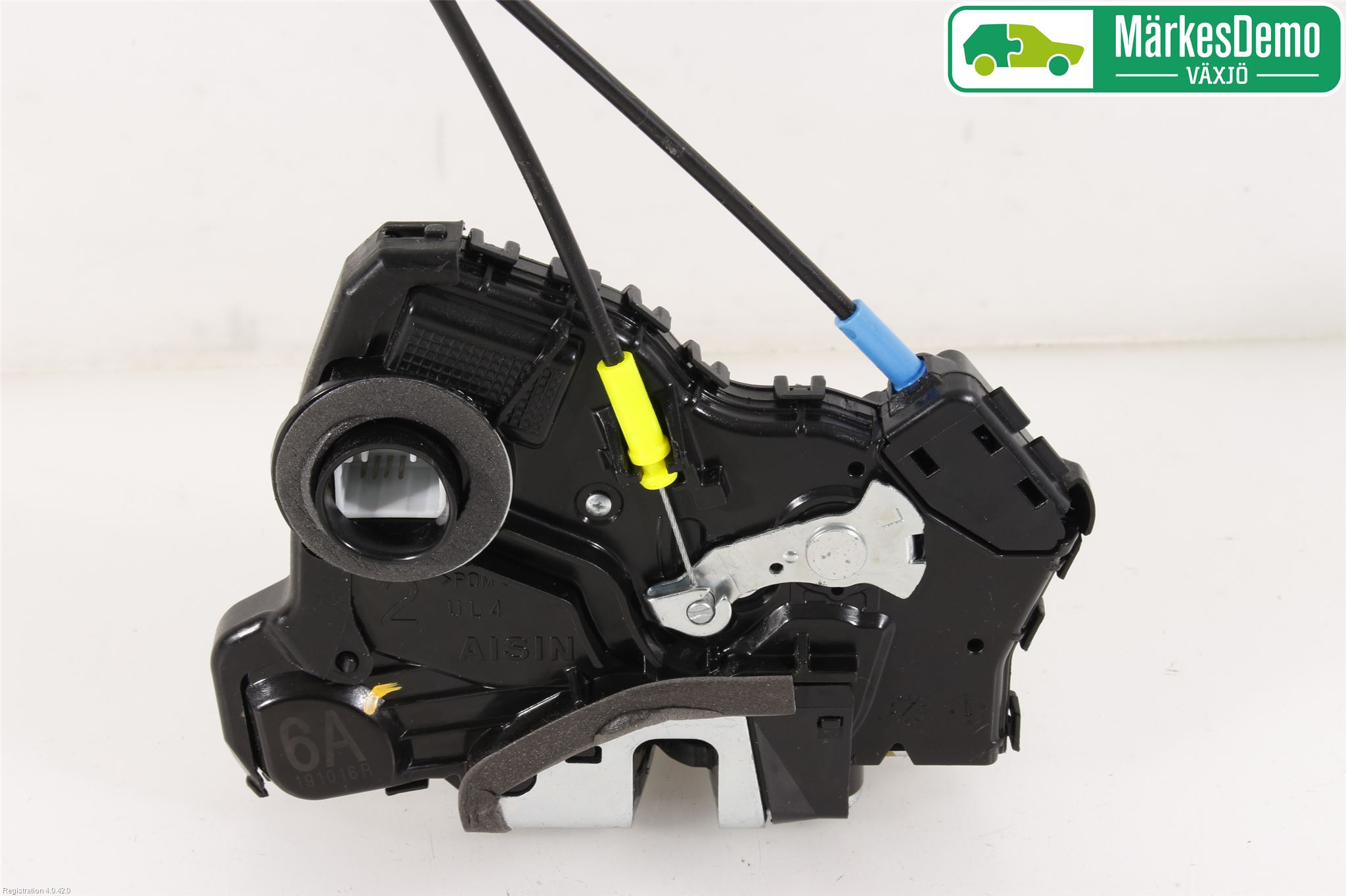 Toyota AURIS 13-19 Låskista-Dörrlås