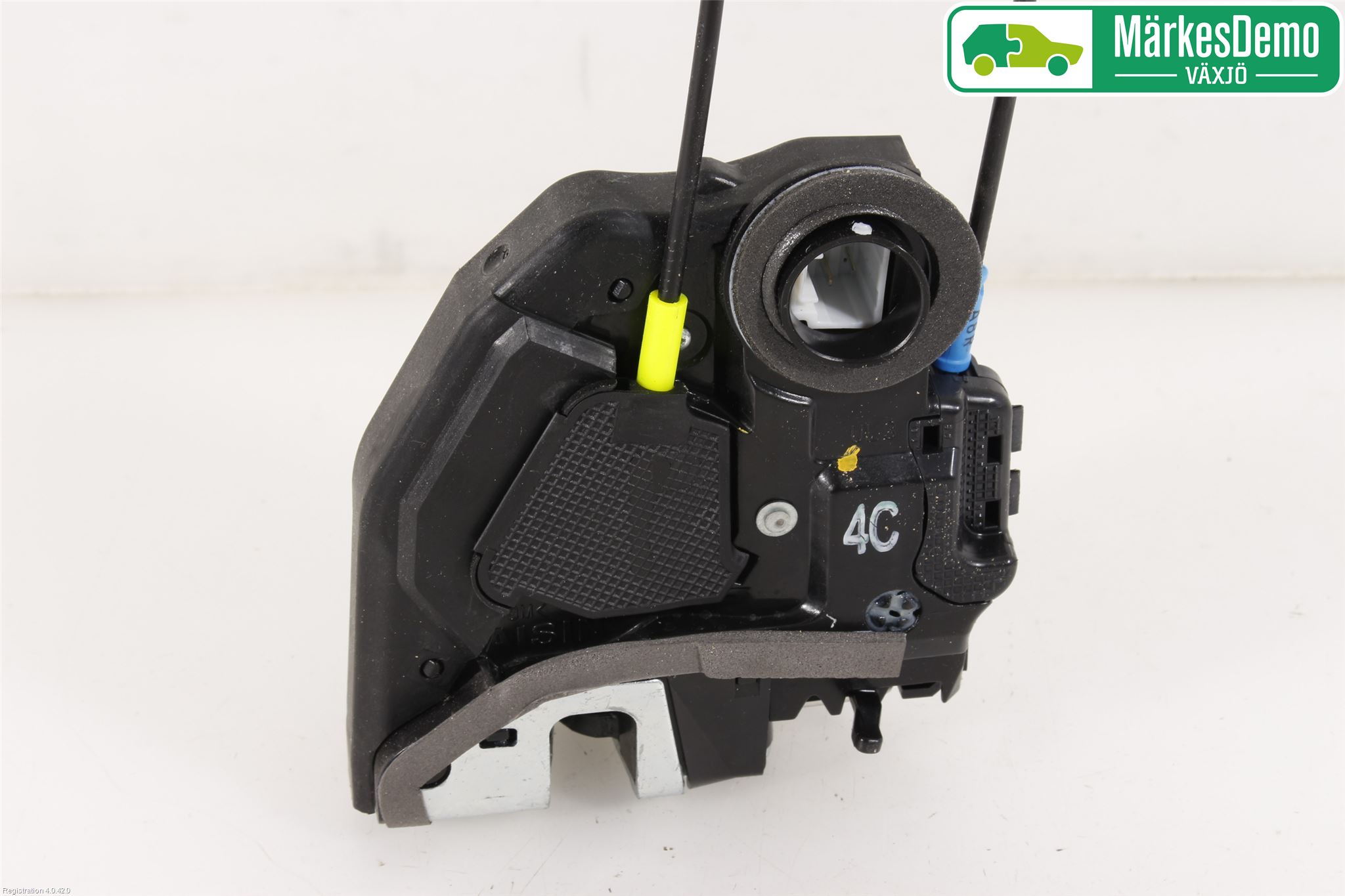 Toyota AURIS 13-19 Låskista-Dörrlås