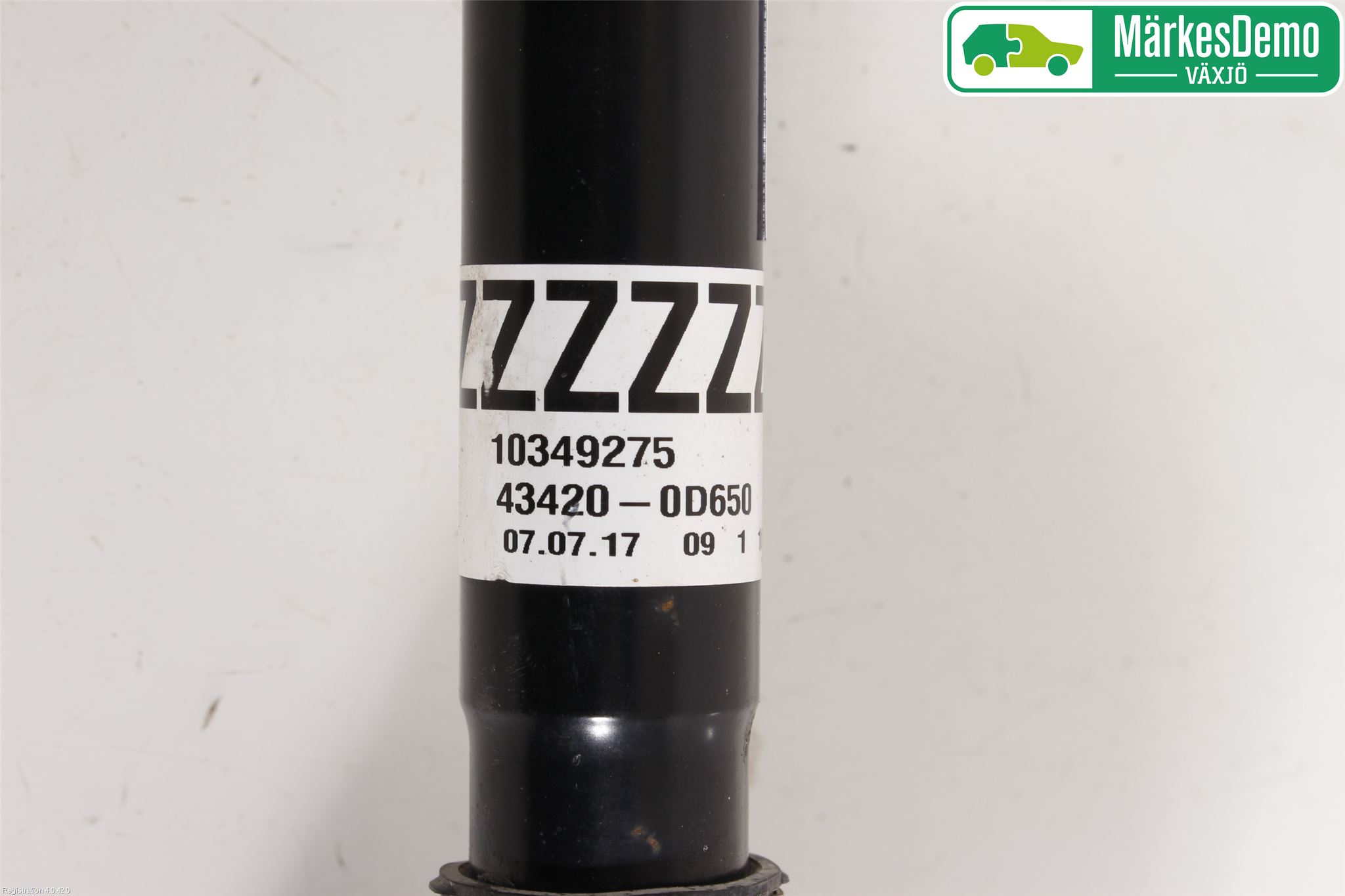 Toyota YARIS XP130 15-20 Drivaxel Fram Vänster