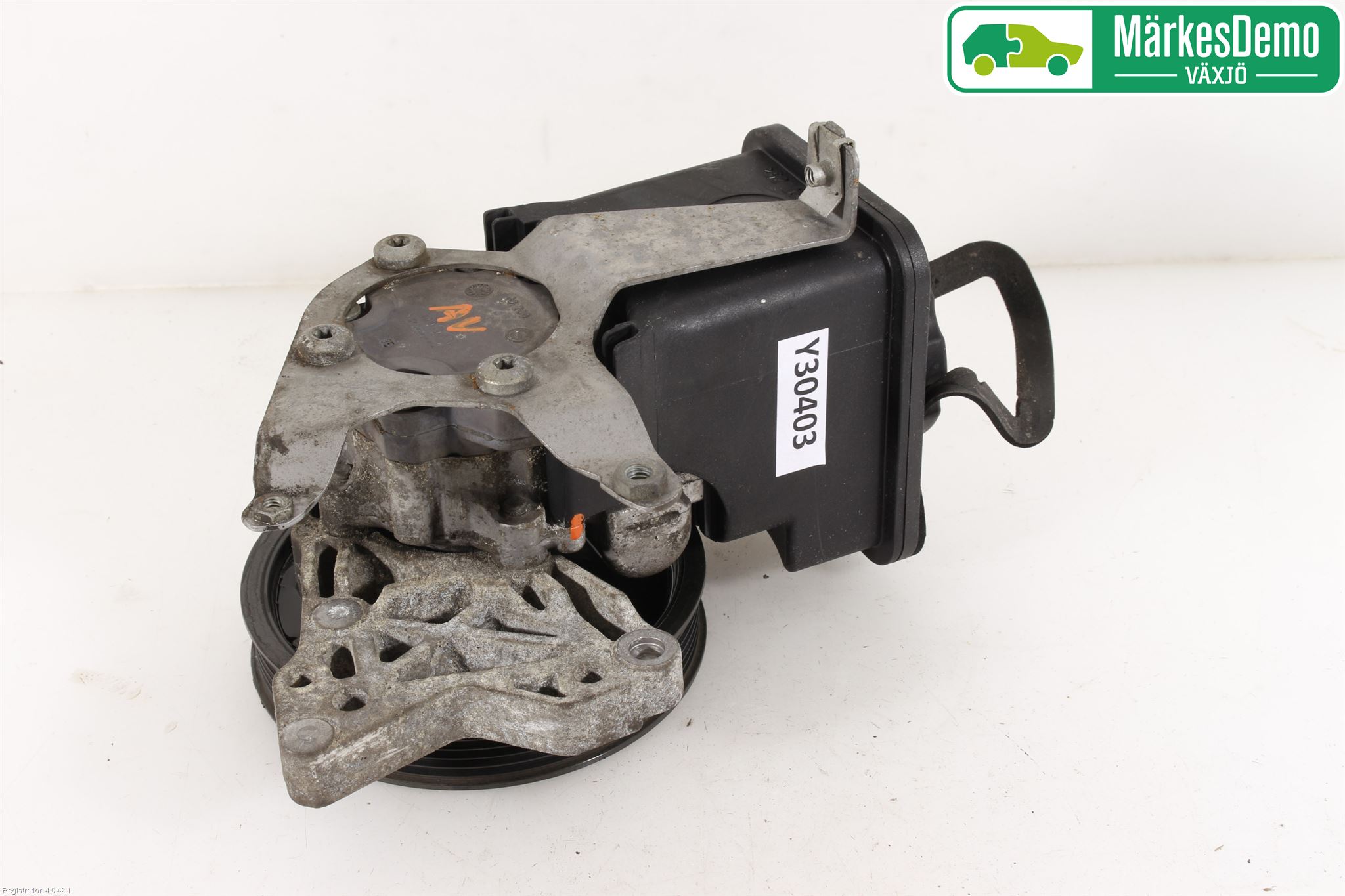 BMW 5 E60/61 Sed/Tou 02-10 Styrservopump