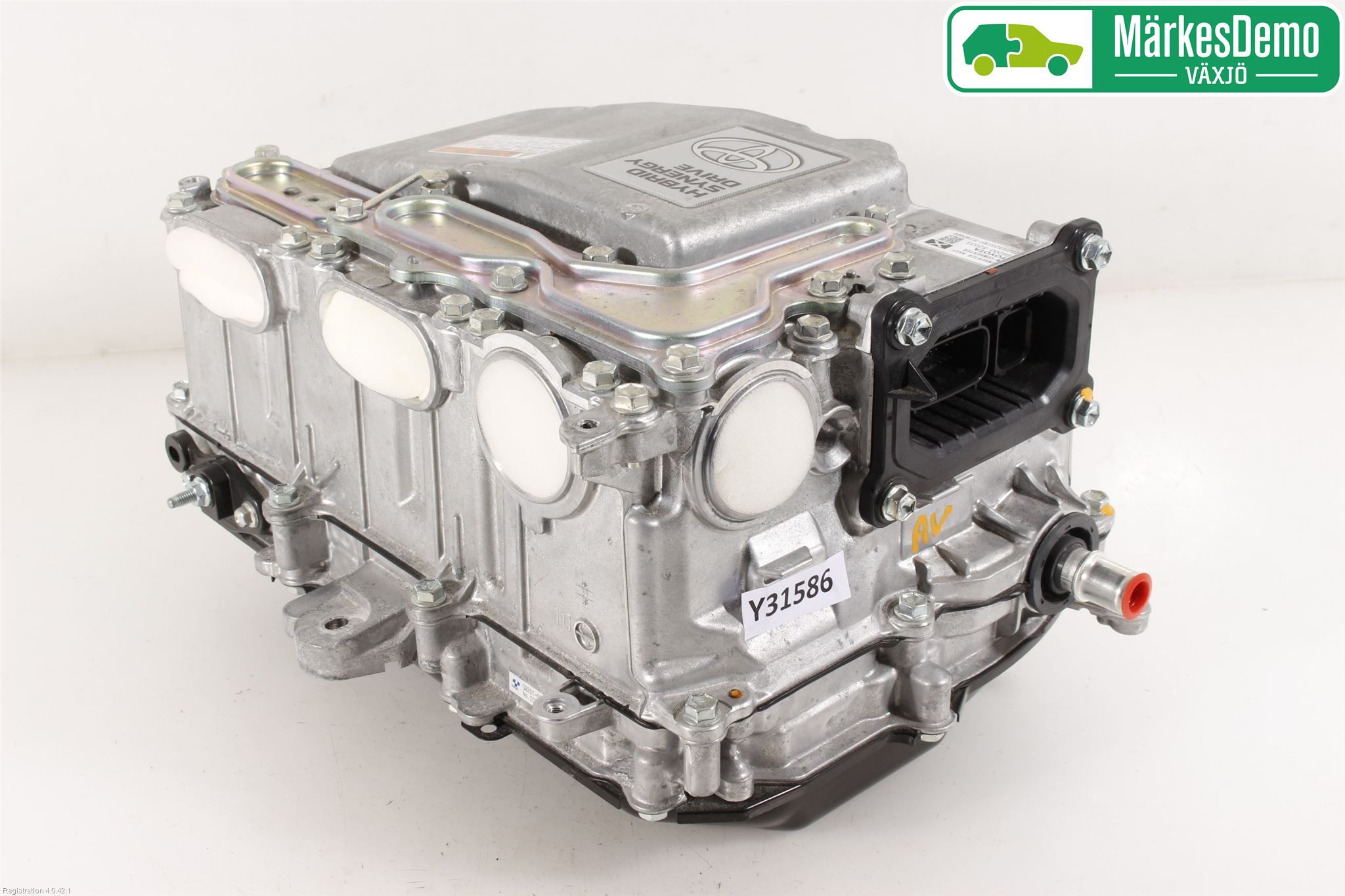 Toyota YARIS XP130 15-20 Hybridconverter