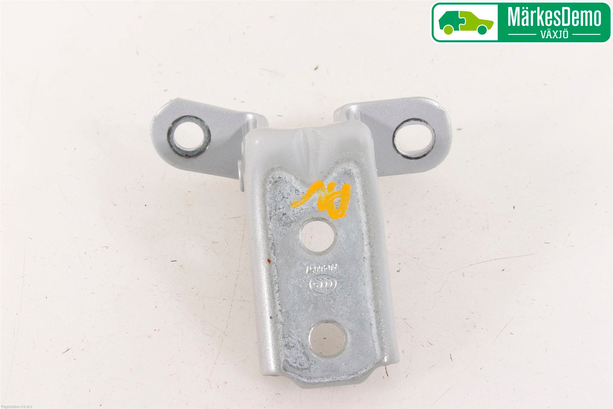 Hyundai i20 GB 15-20 Dörrgångjärn