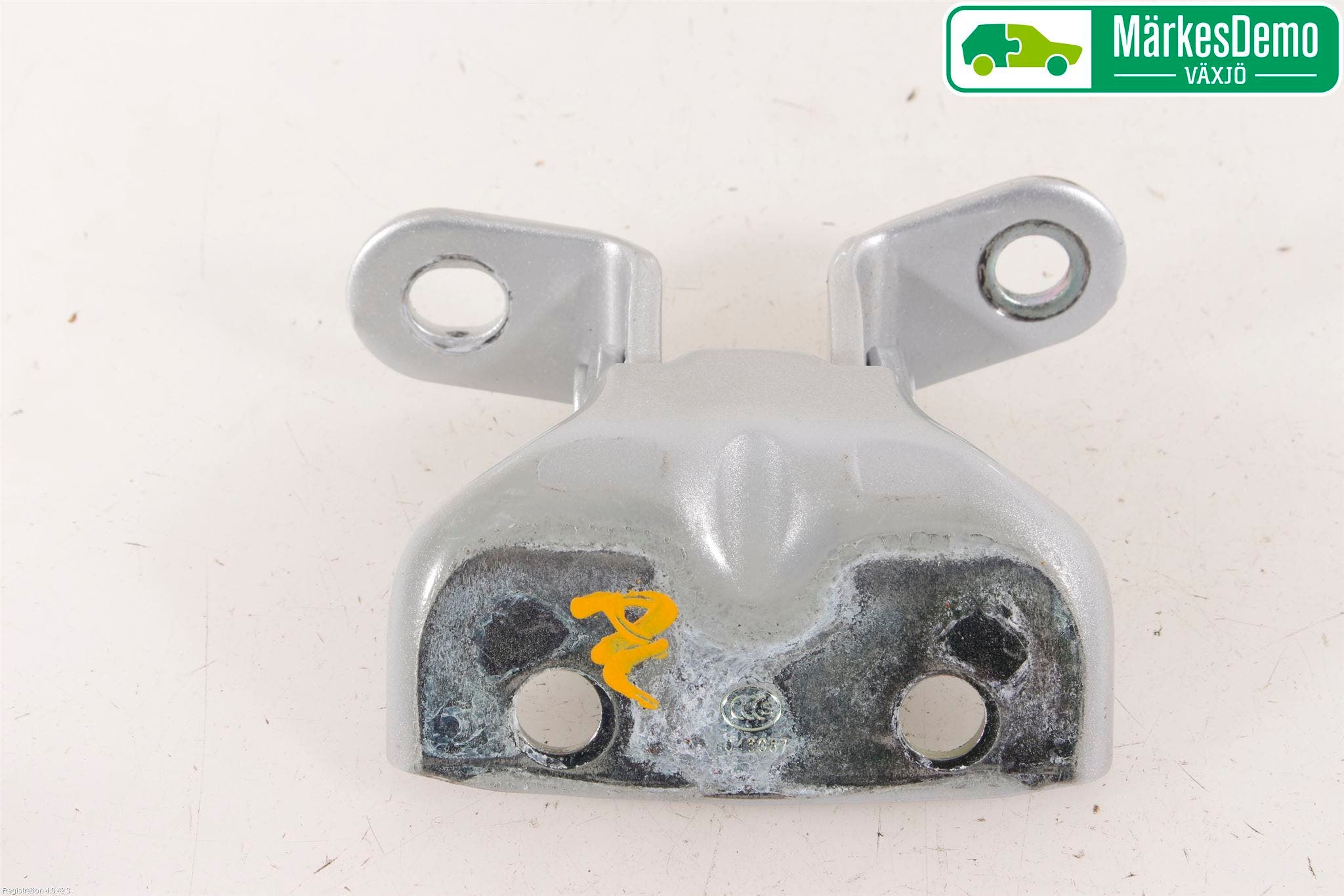 Hyundai i20 GB 15-20 Dörrgångjärn