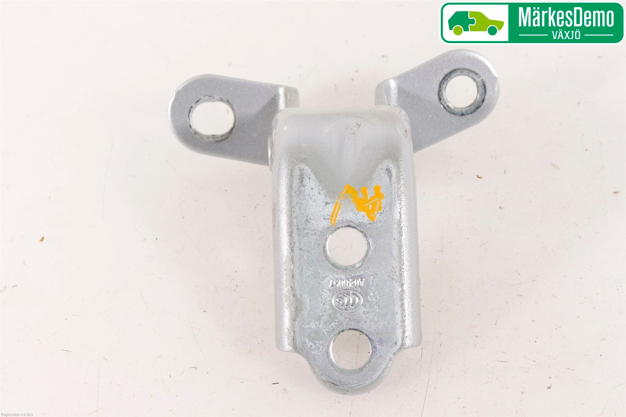 Hyundai i20 GB 15-20 Dörrgångjärn