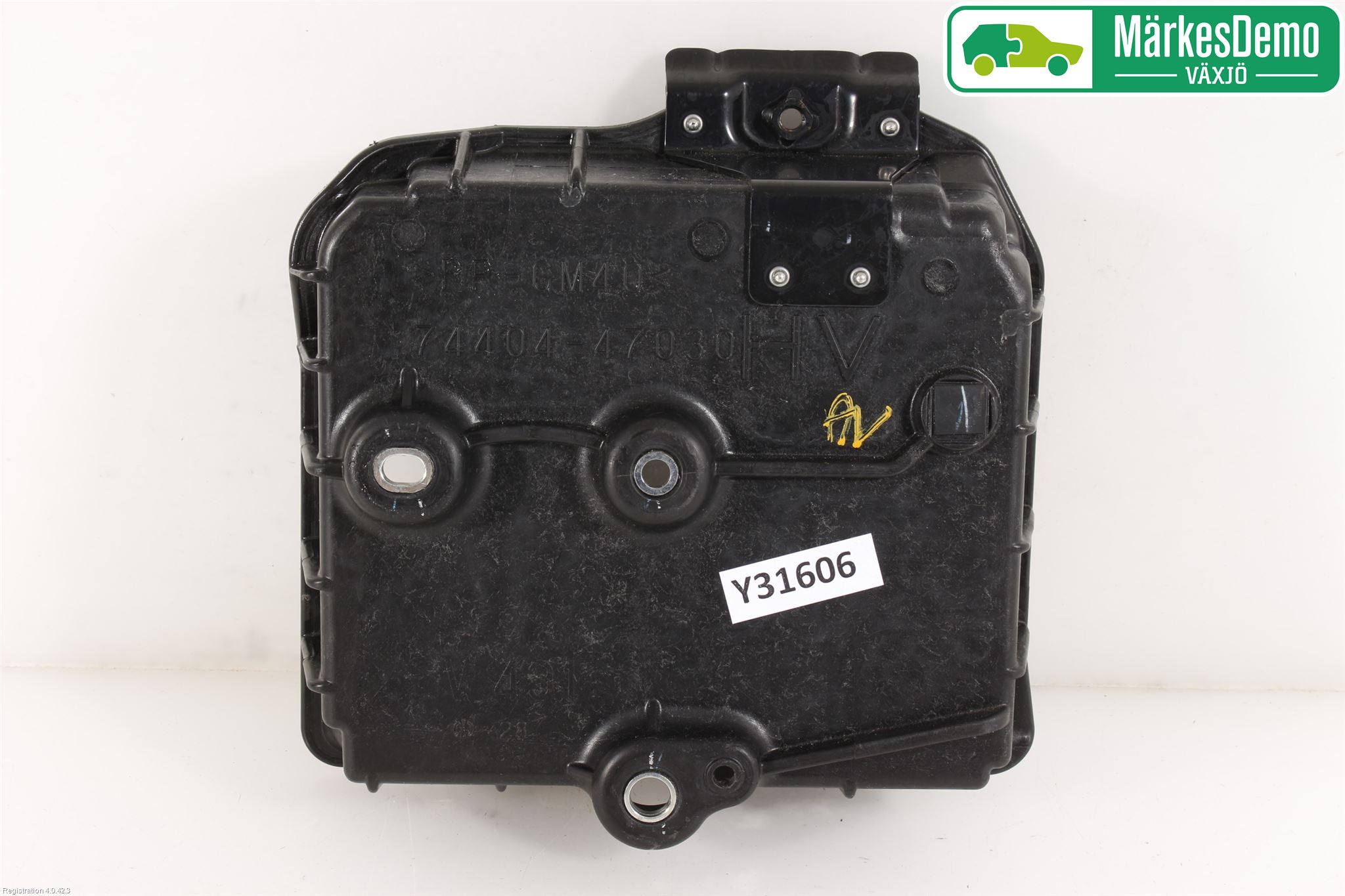 Toyota C-HR 16-23 Batterilåda-Fäste-Hållare