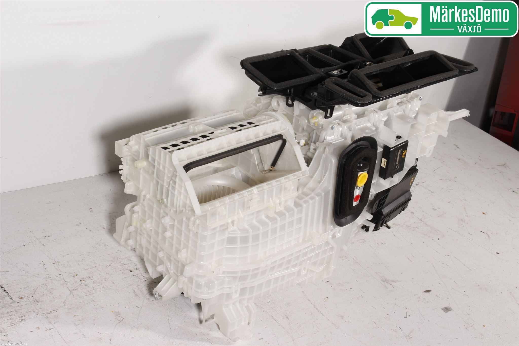Toyota PRIUS (ZVW50) 16-21 Värme Cellpaket Komp
